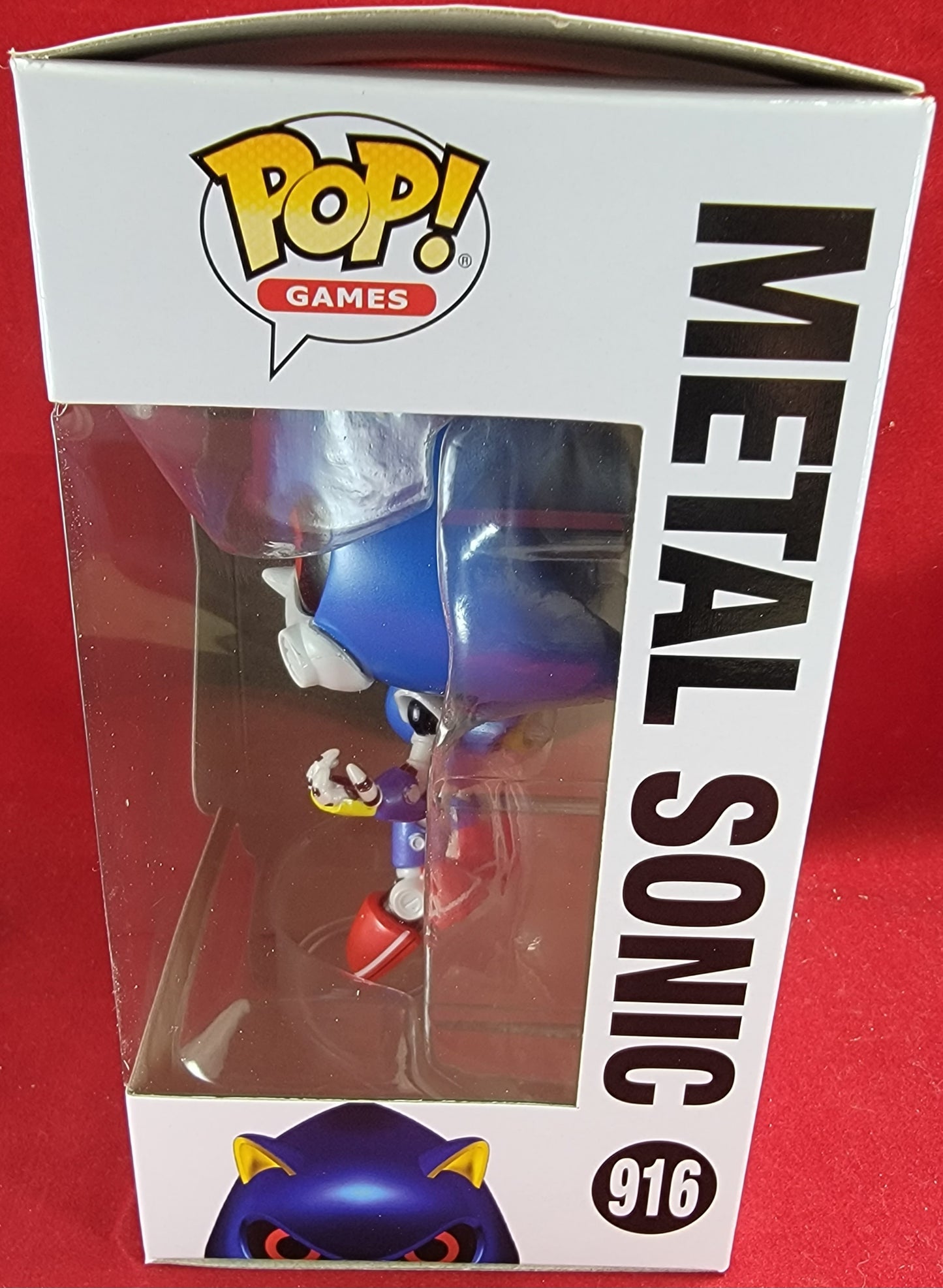 Metal sonic funko # 916 (nib) with pop protector