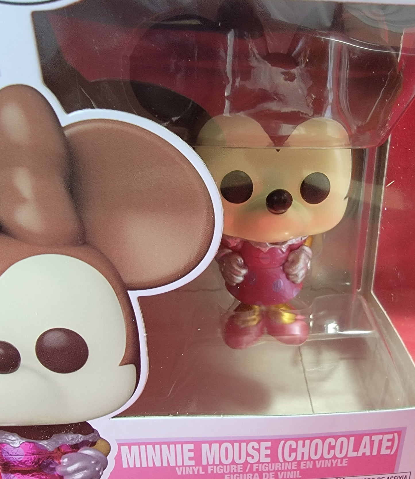 Minnie mouse (chocolate) funko # 1379 (nib) with pop protector