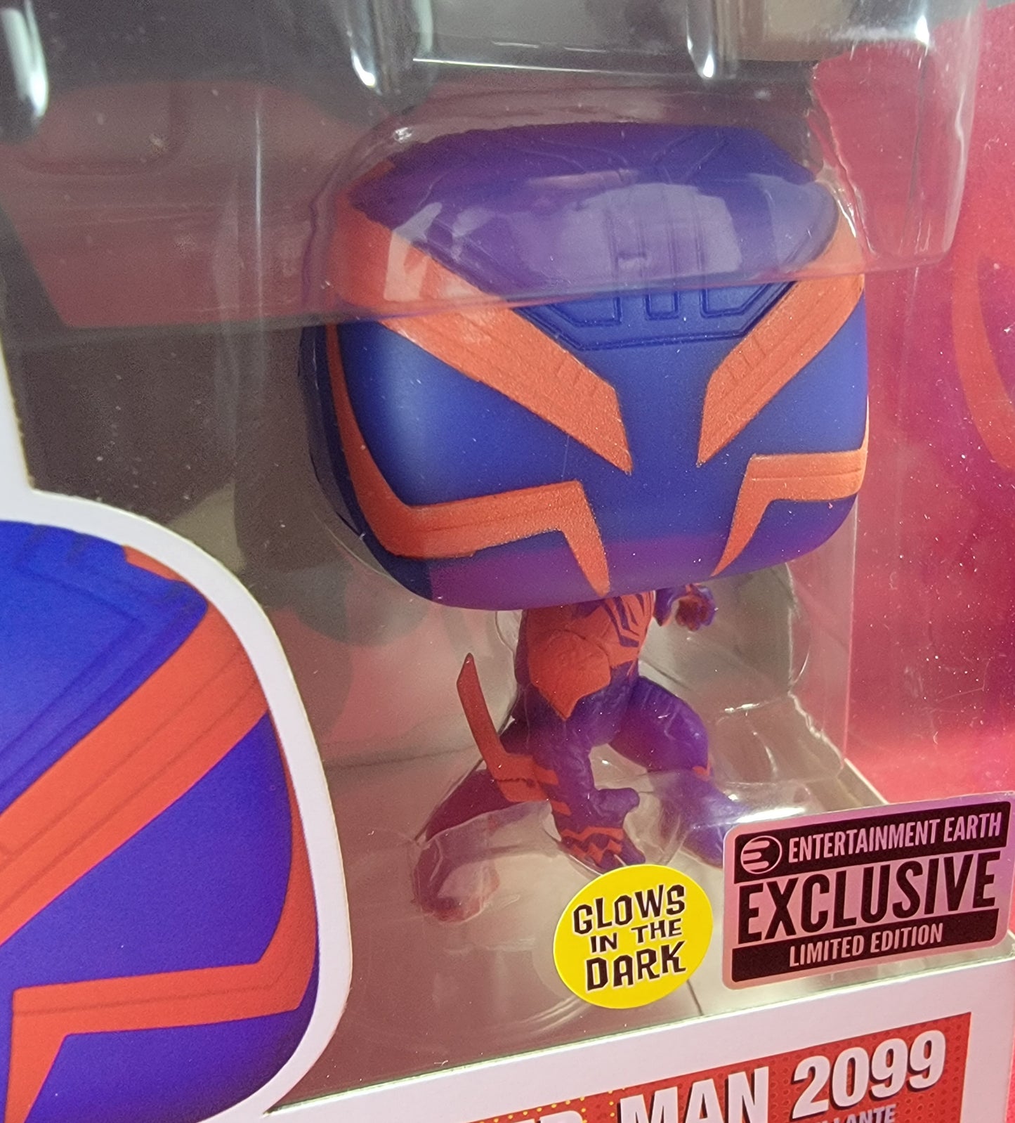 Spider-Man 2099 entertainment earth funko # 1267 (nib)
With pop protector