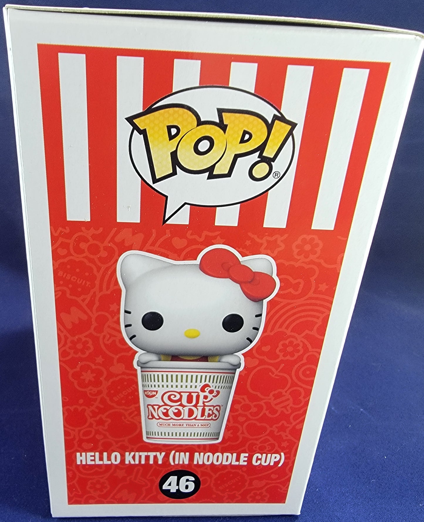 Hello kitty (in noodle cup), hot topic exclusive # 46 (nib)
With pop protector