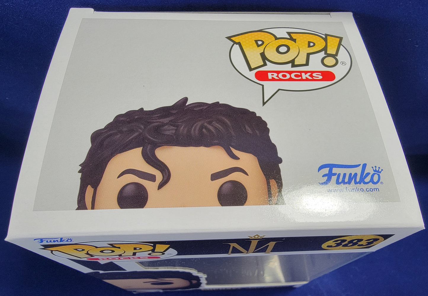 Michael jackson funko # 383 (nib)
With pop protector