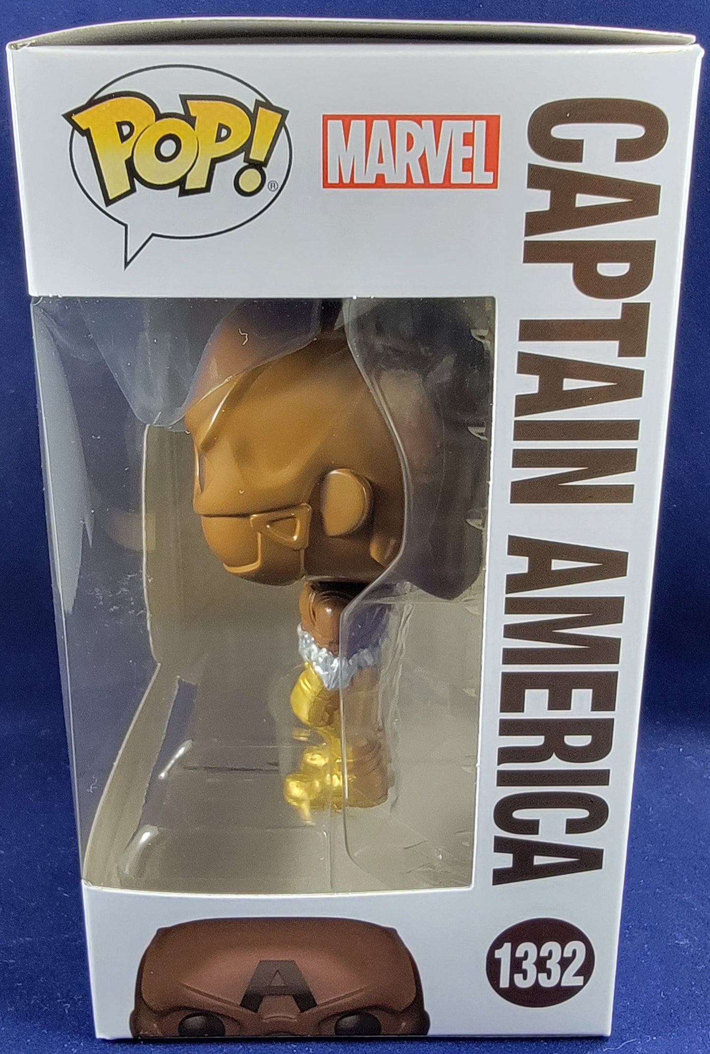 Captain America funko # 1332 (nib)
With pop protector