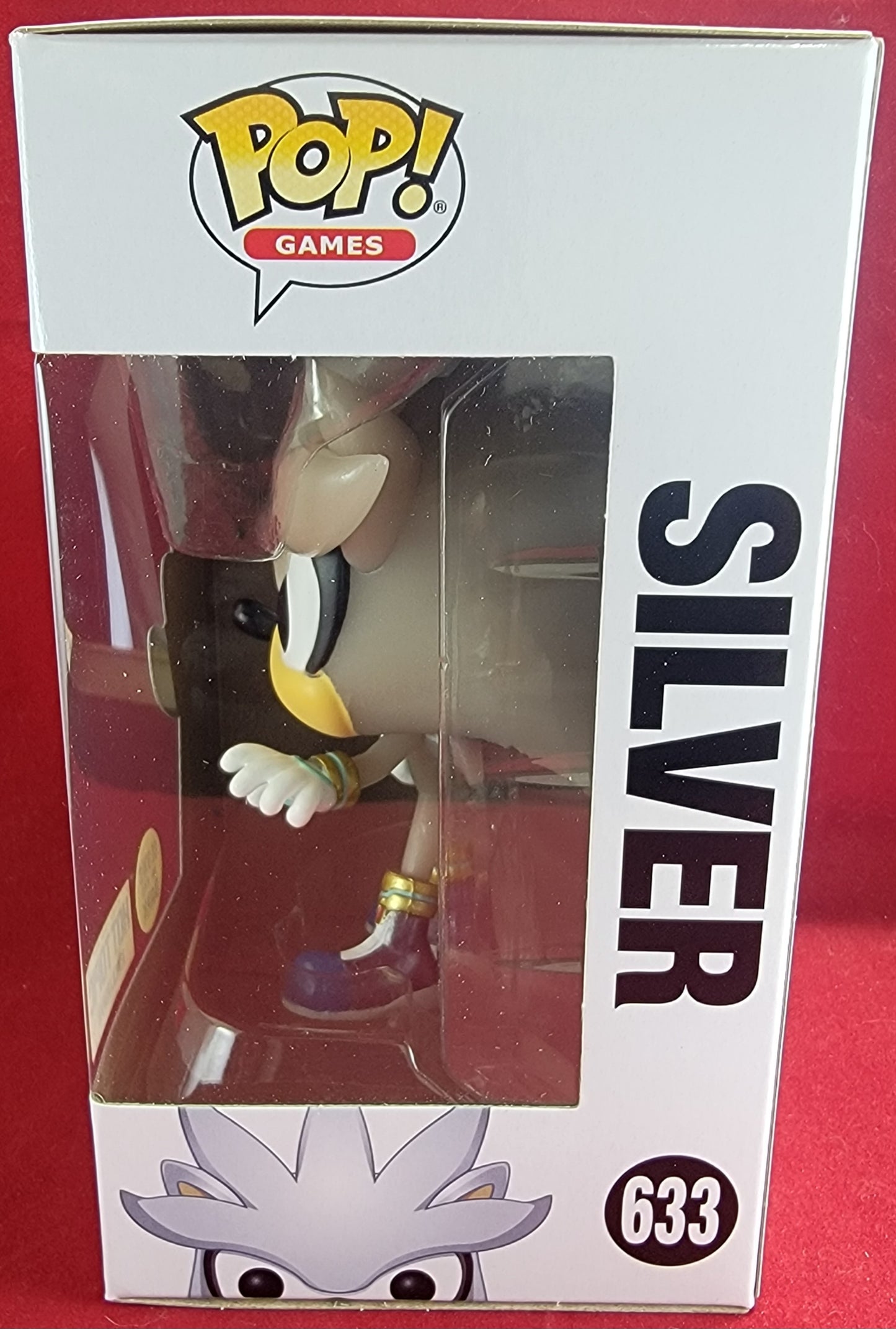 Silver hot topic exclusive funko # 633 (nib)
With pop protector