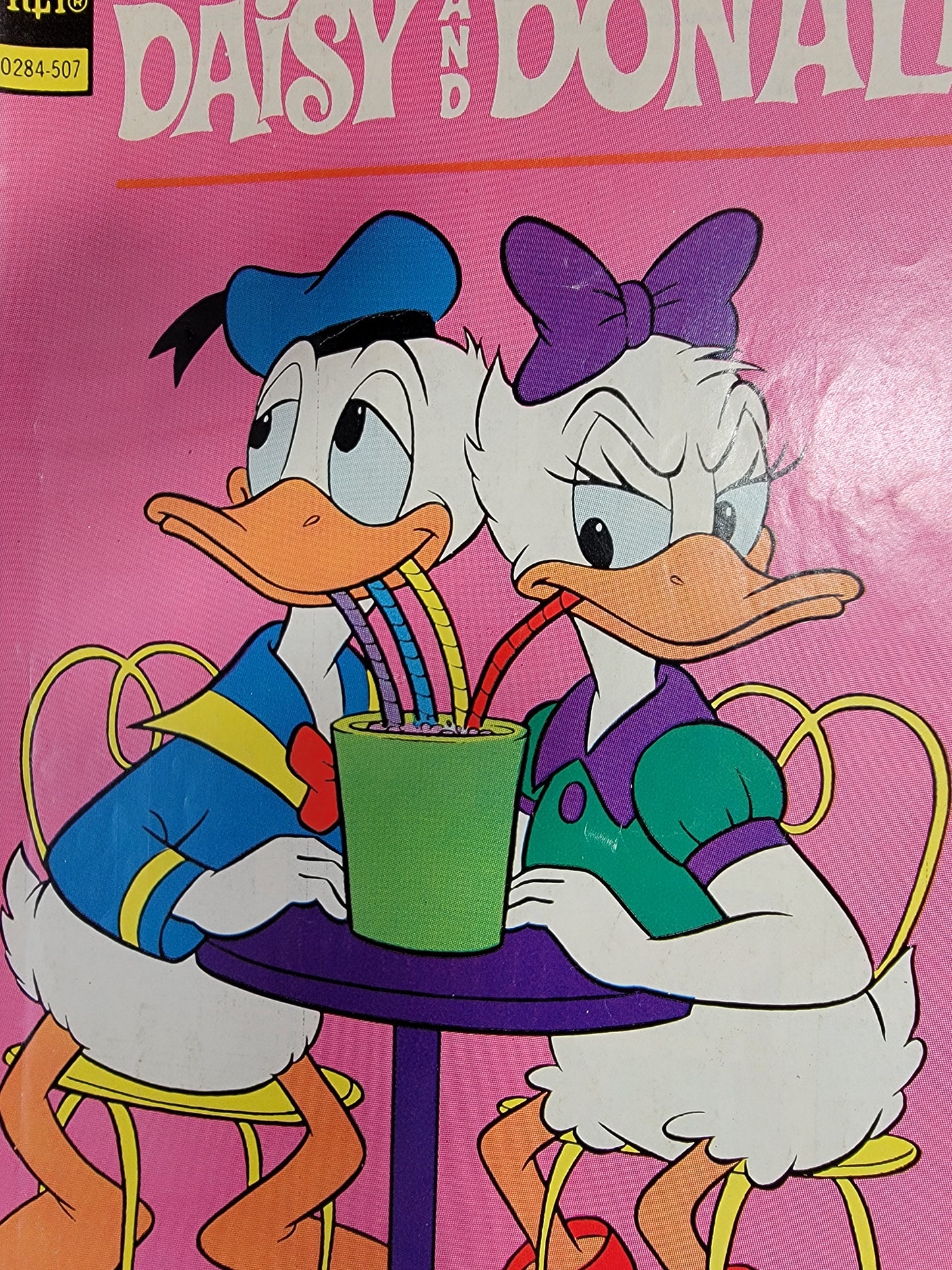 Walt disney no. 11 Daisy and Donald (1975) comic book bagged and boarded