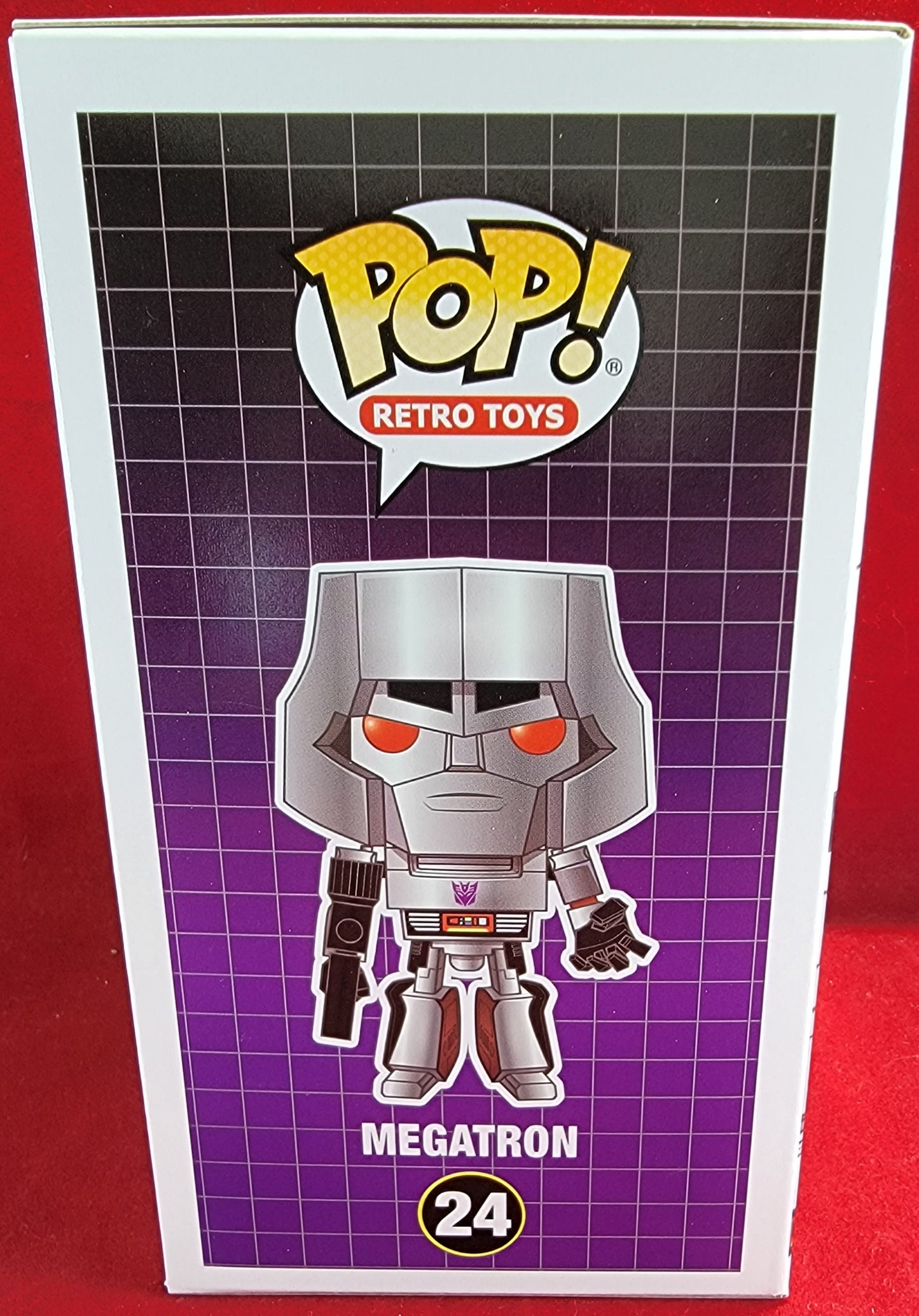 Megatron funko # 24 (nib)
With pop protector