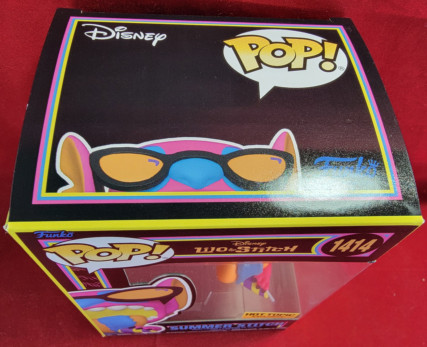 Summer stitch hot topic funko exclusive # 1414 (nib)
With pop protector