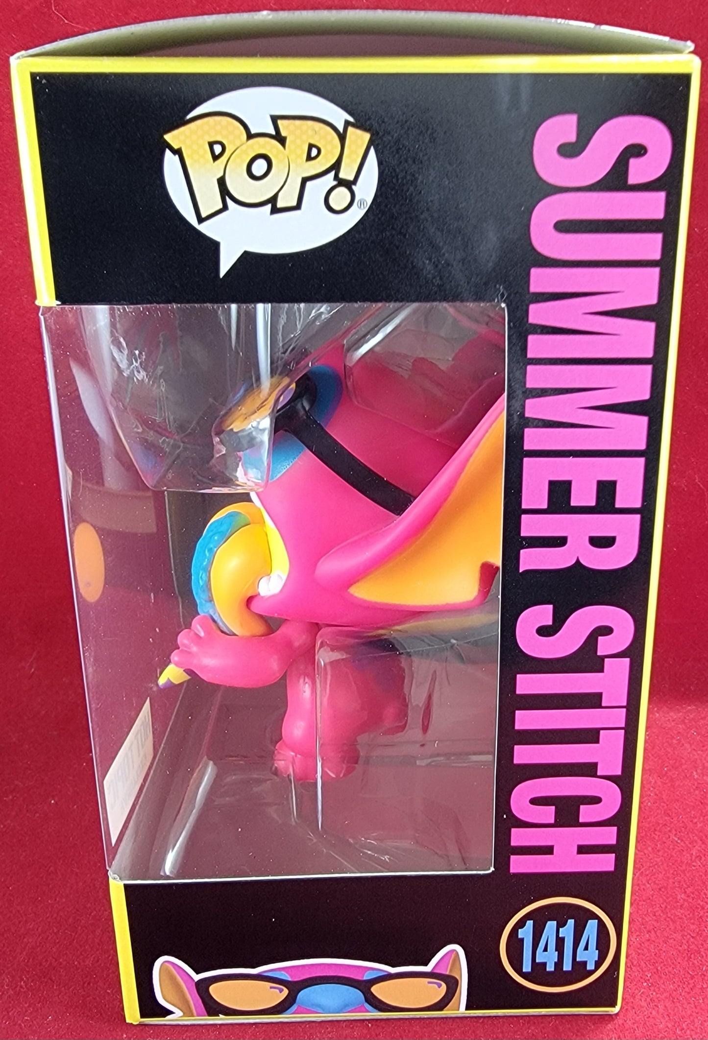 Summer stitch hot topic funko exclusive # 1414 (nib)
With pop protector