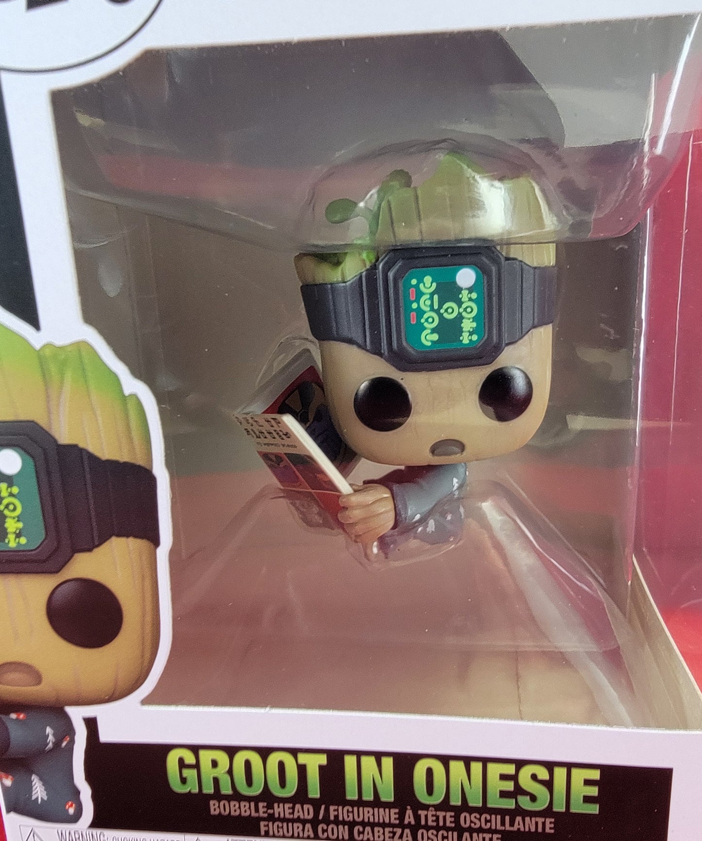 Groot in a onesie funko # 1193 (nib)
With pop protector