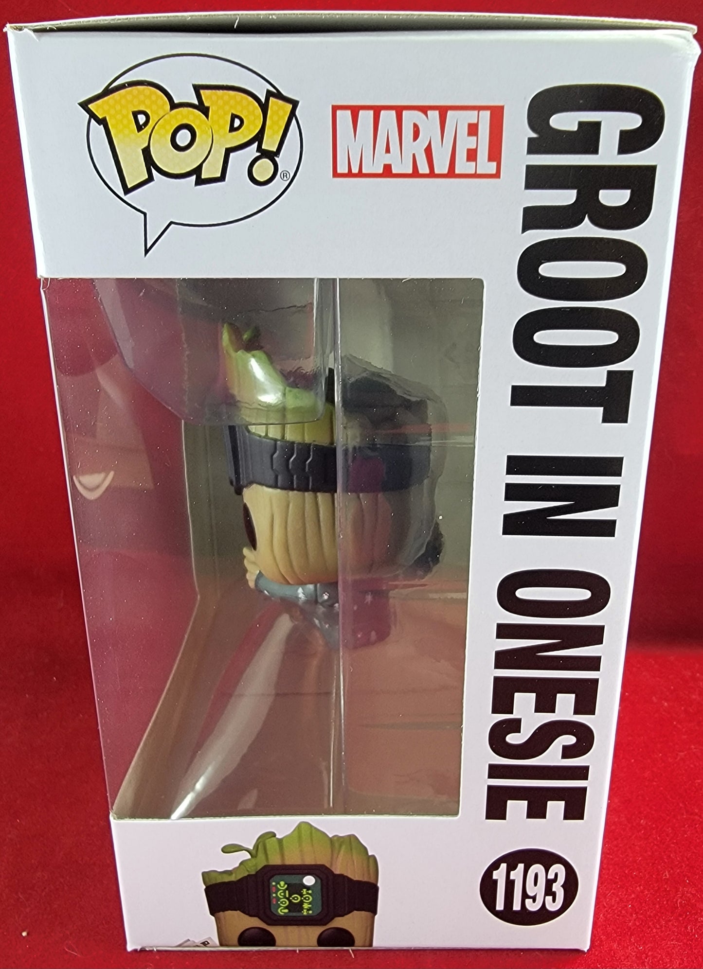 Groot in a onesie funko # 1193 (nib)
With pop protector