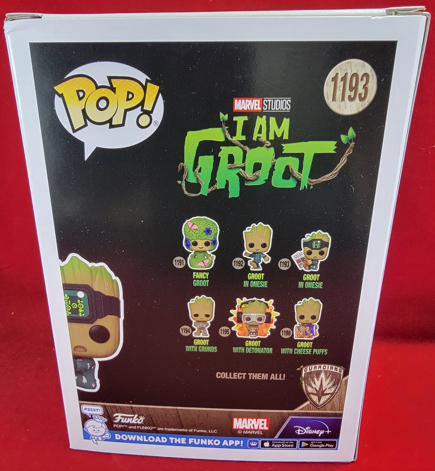 Groot in a onesie funko # 1193 (nib)
With pop protector