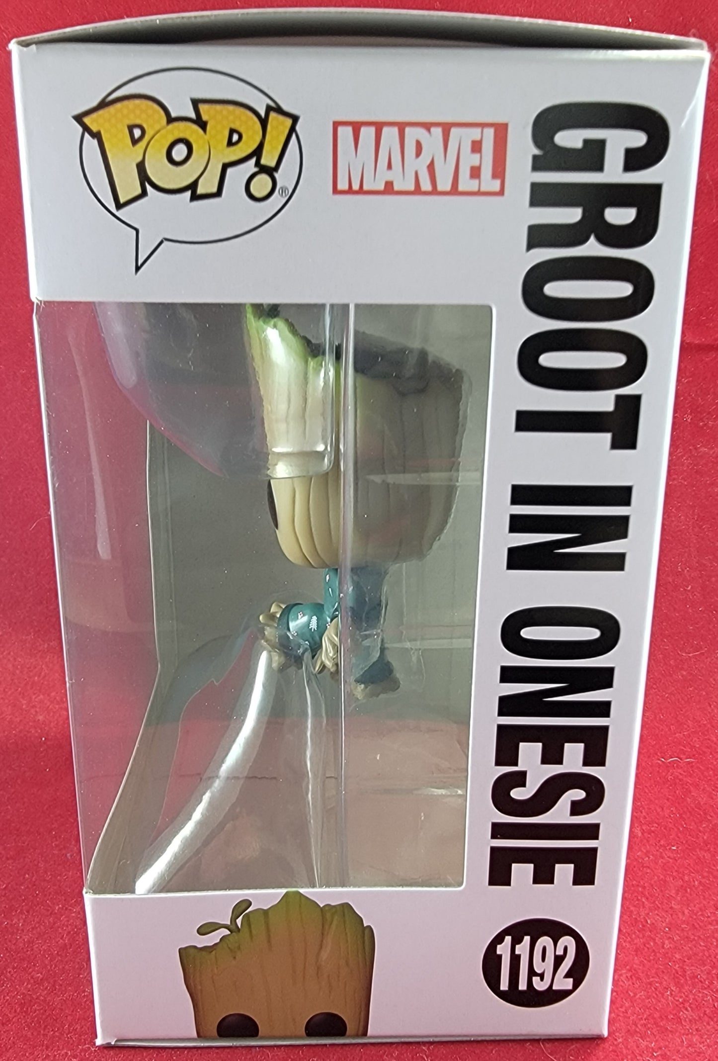 Groot in a onesie funko # 1192 (nib)
With pop protector