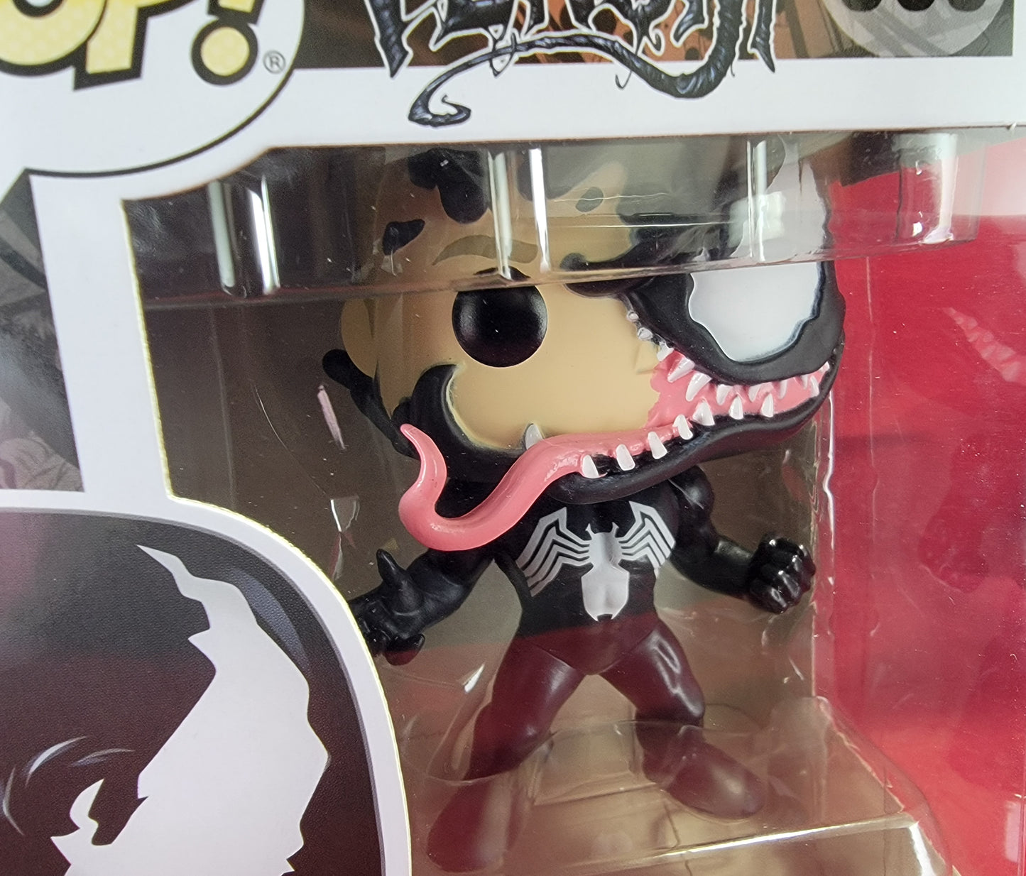 Venom funko # 363 (nib)
With pop protector