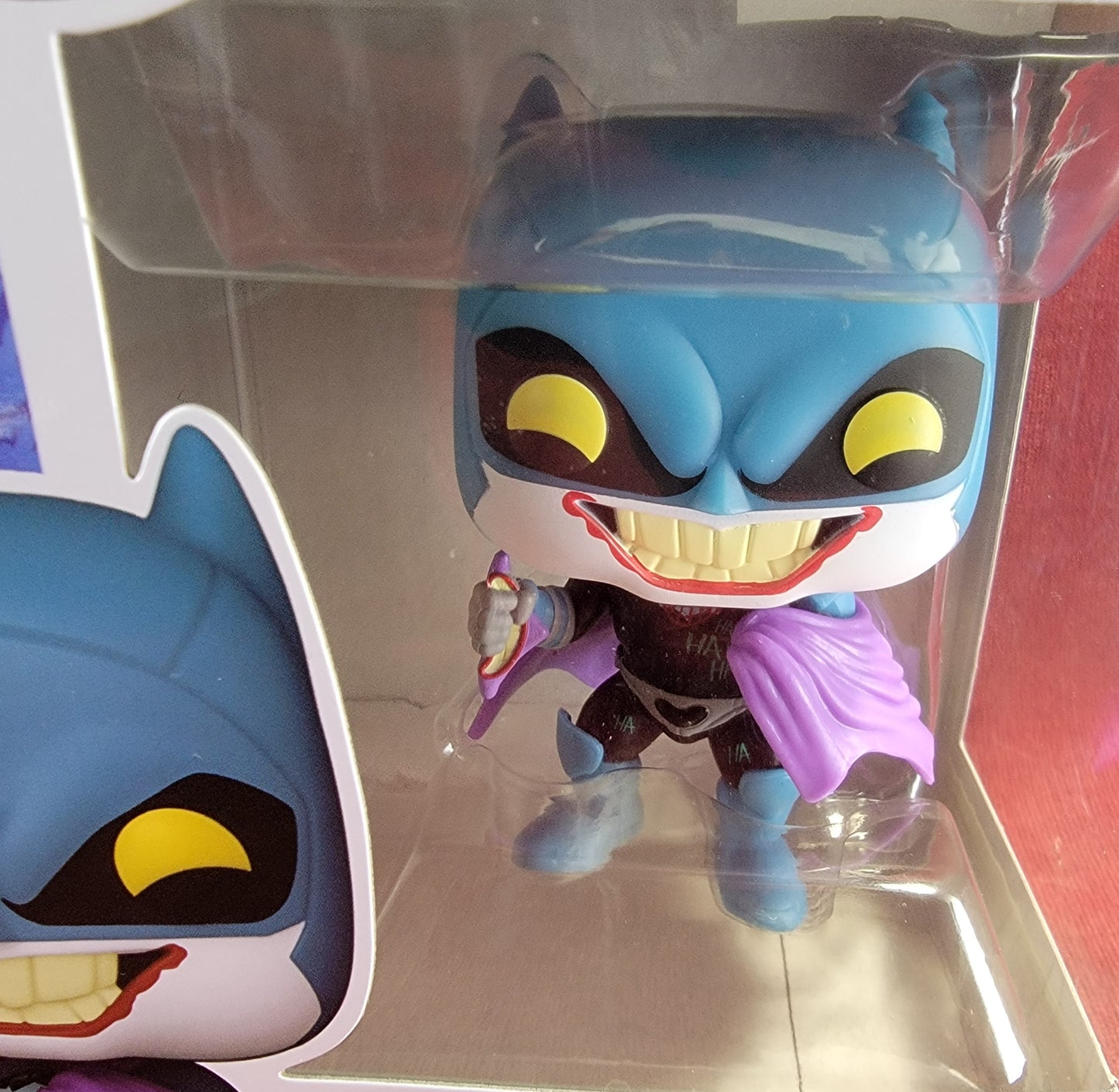 The joker war joker funko # 504 (nib)
With pop protector