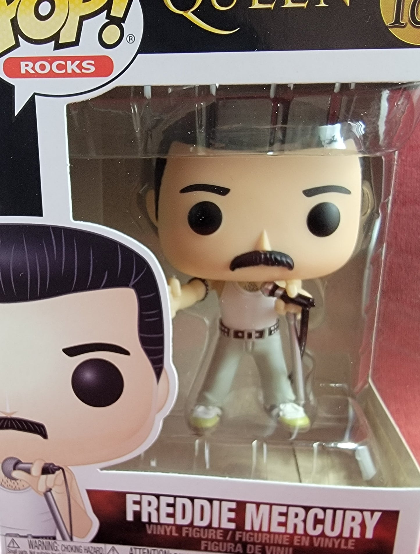 Freddie mercury funko # 183 (nib)
With pop protector