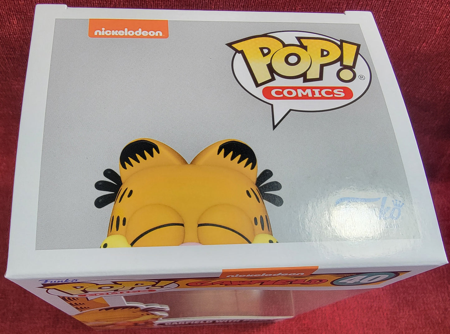 Garfield with pooky funko # 40 (nib)
With pop protector