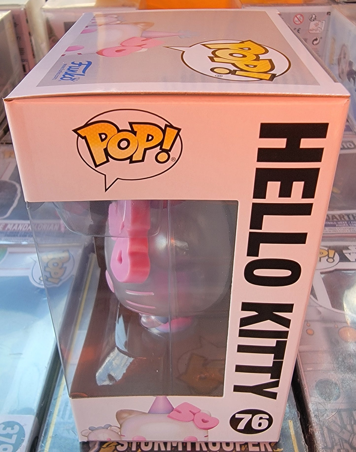 Hello kitty funko # 76 (nib)
With pop protector