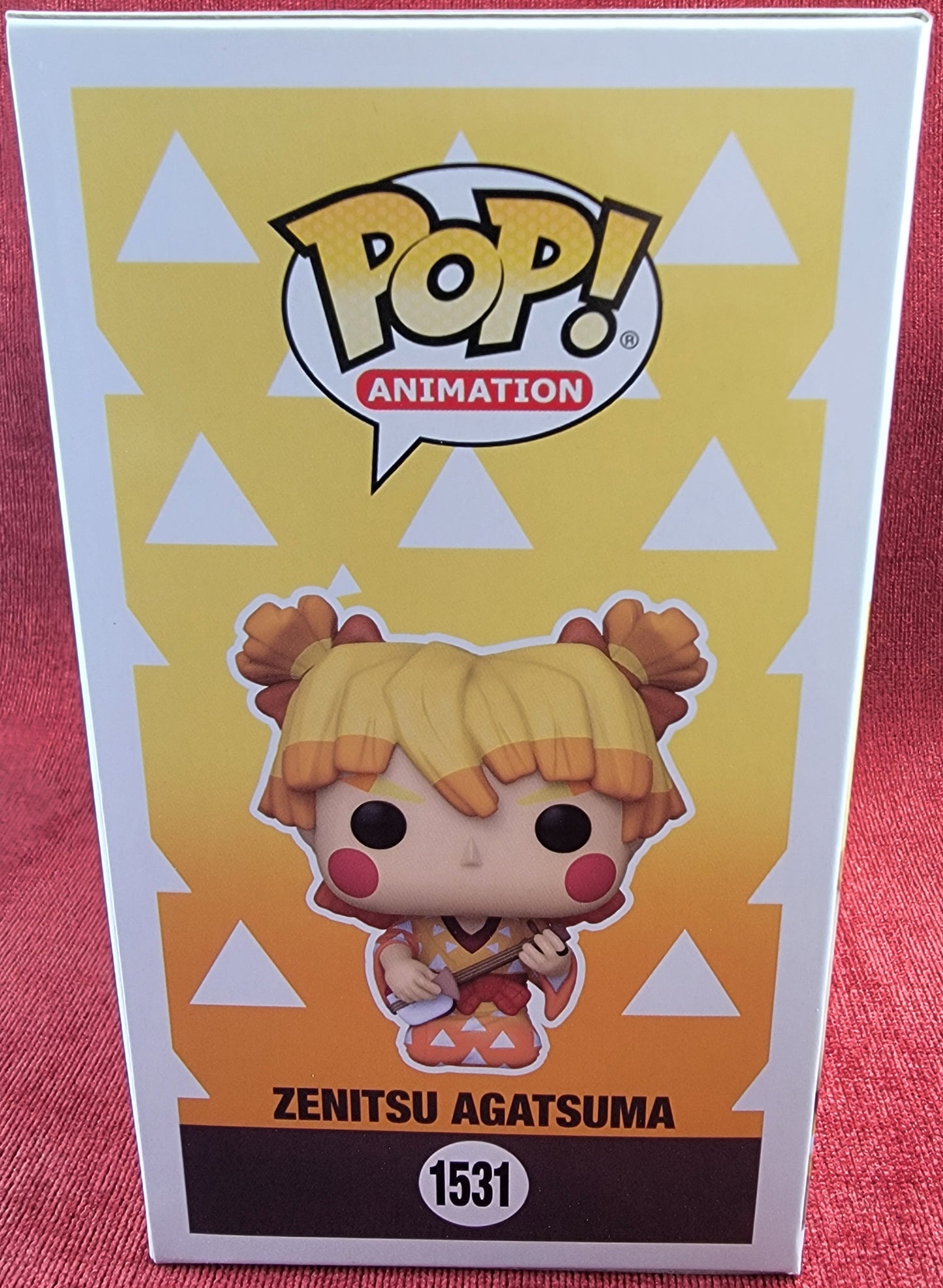 Zenitsu agatsuma funko # 1531 (nib)
With pop protector