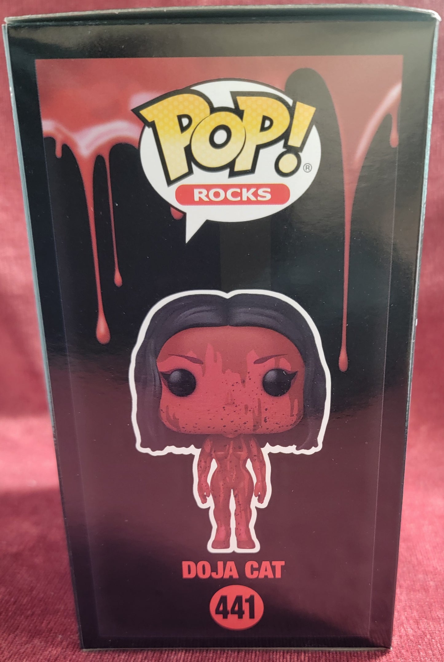 Doja cat funko # 441 (nib)
With pop protector