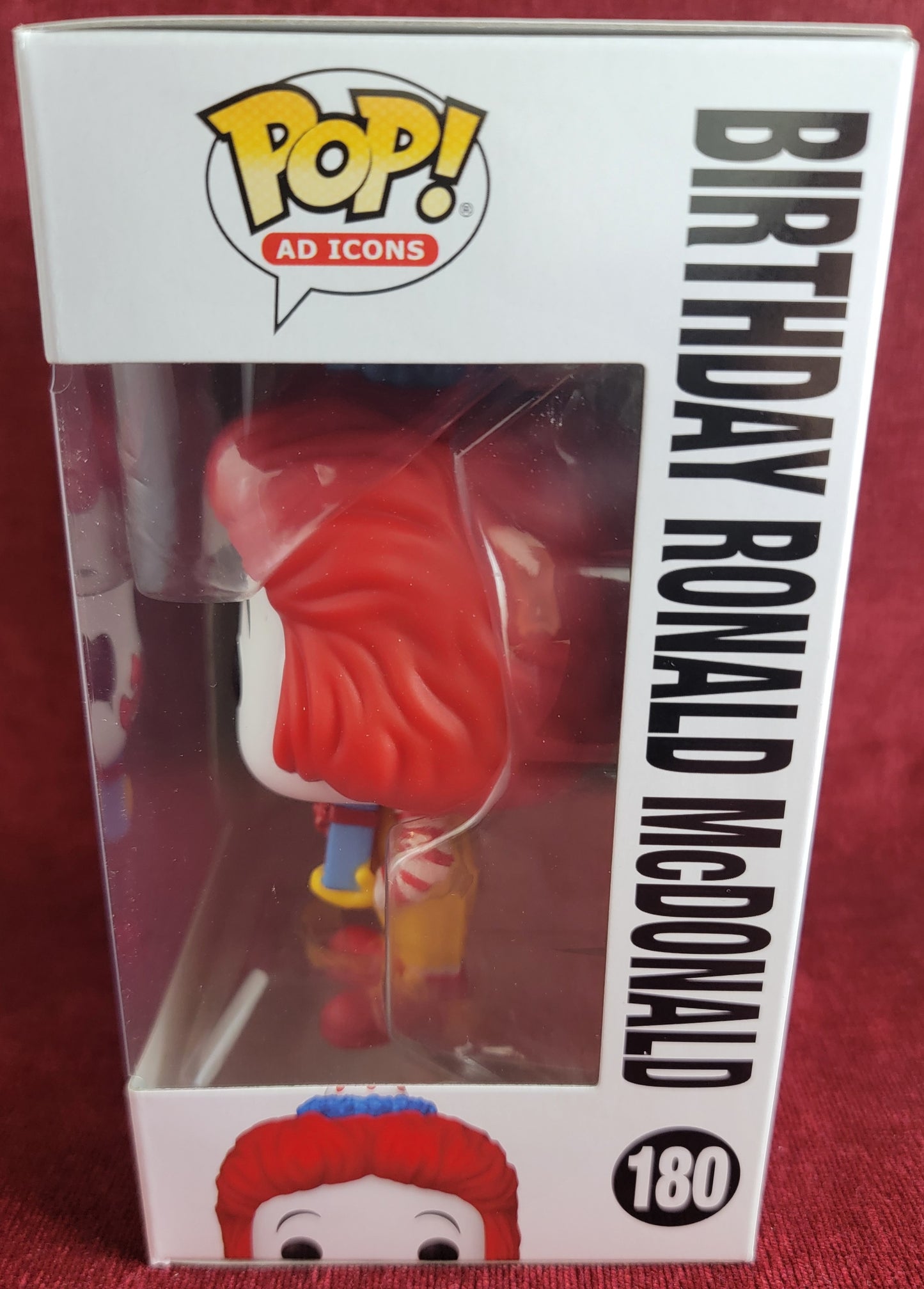 Birthday Ronald Mcdonald funko # 180 (nib)
With pop protector