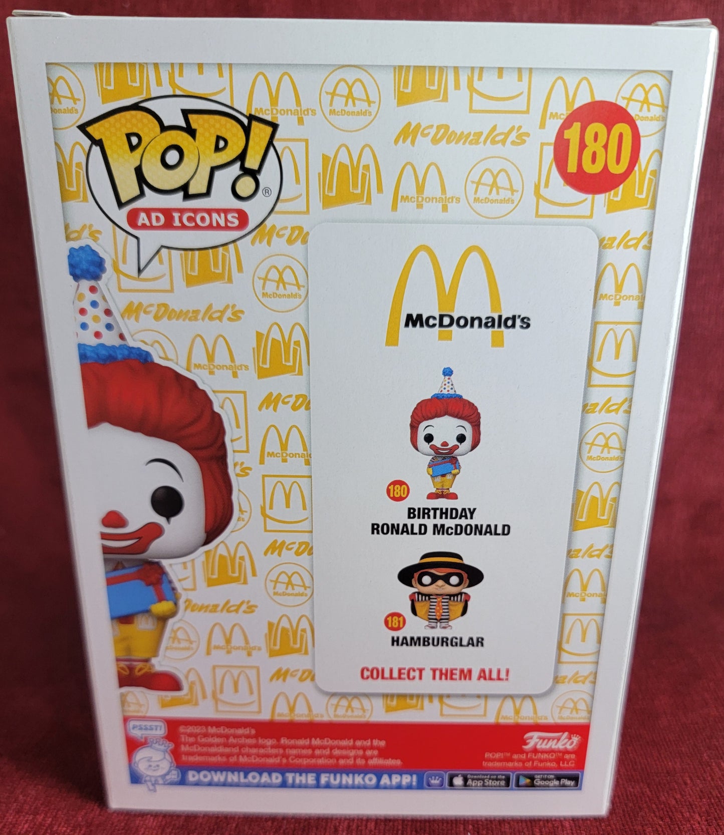 Birthday Ronald Mcdonald funko # 180 (nib)
With pop protector