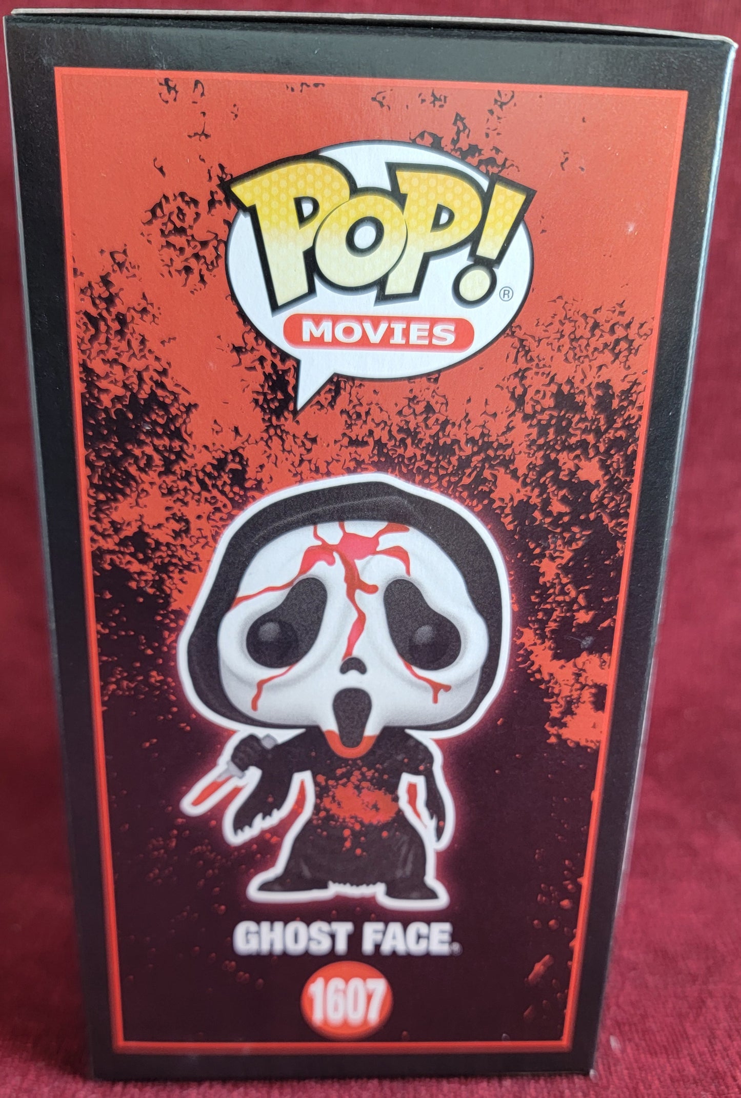 Ghost face hot topic exclusive funko # 1607 (nib)
With pop protector