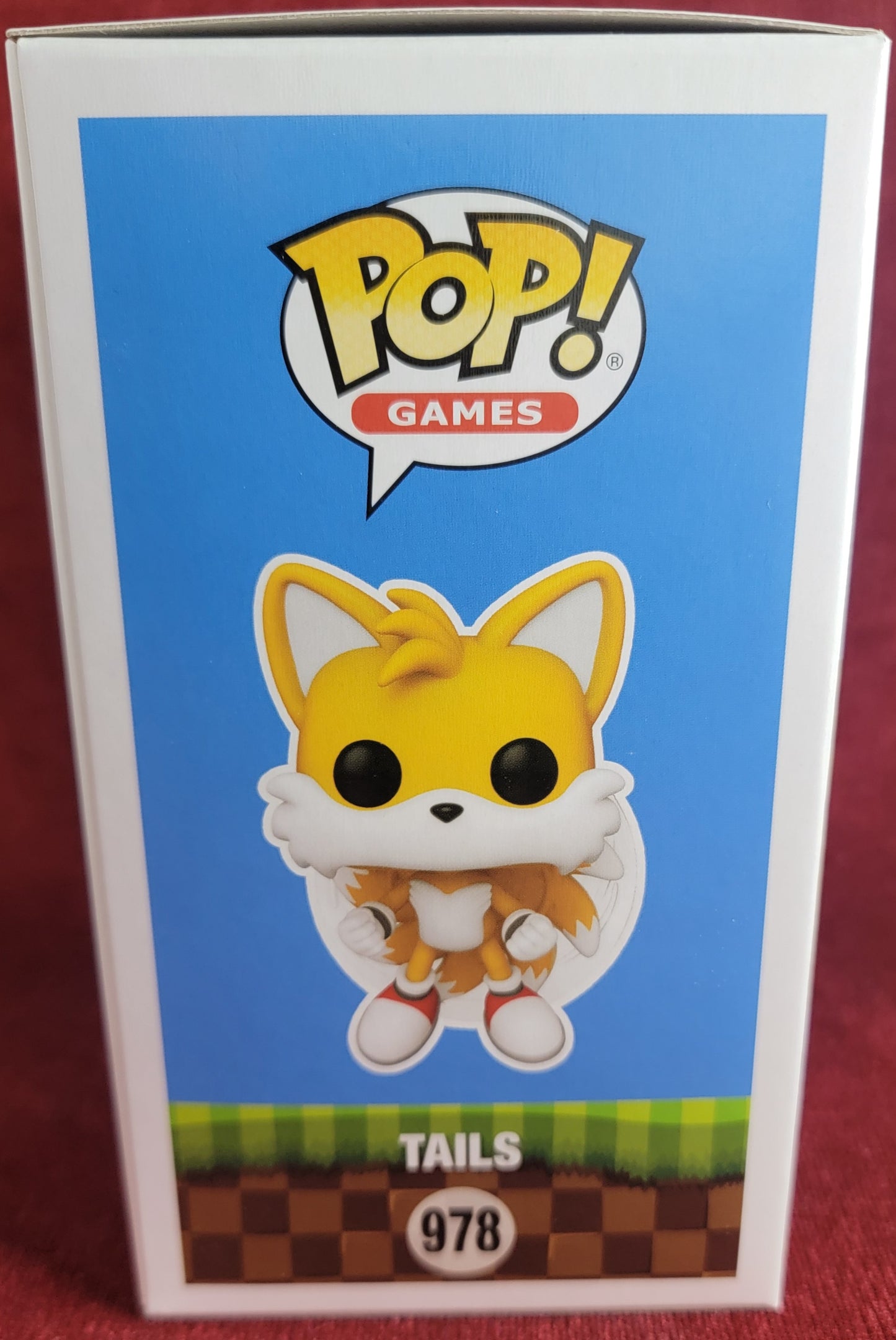 Tails funko # 978 (nib)
With pop protector