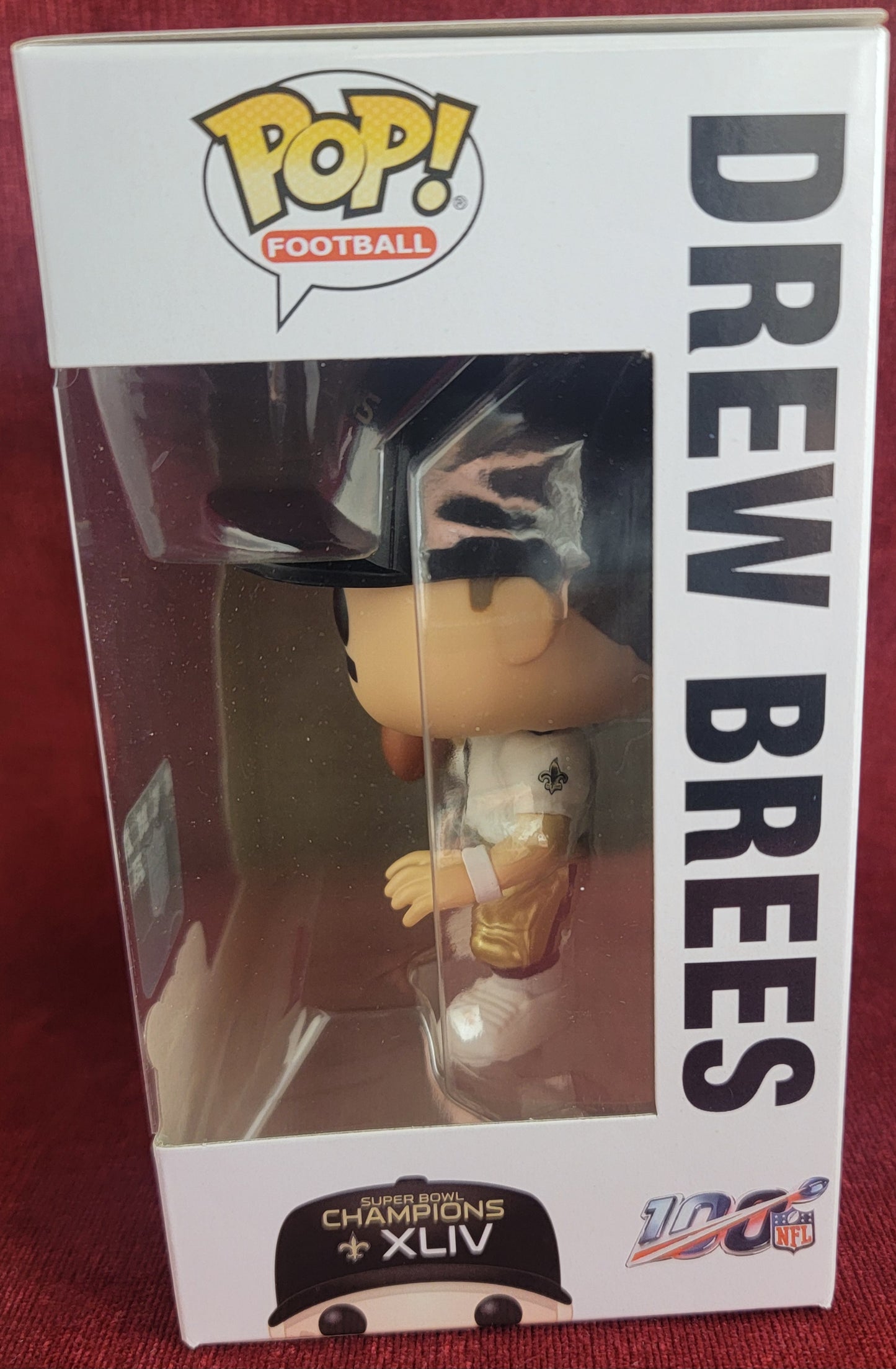 Drew Brees funko # 138 (nib)
With pop protector
