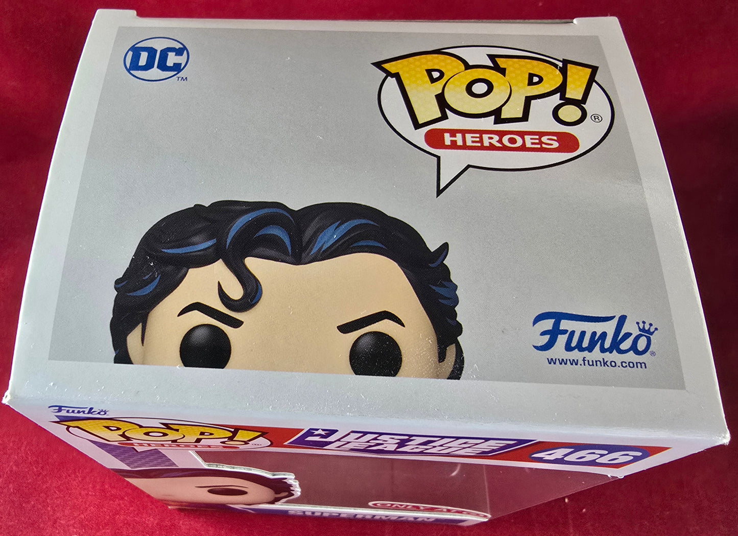 Superman Target exclusive funko # 466 (nib) With pop protector