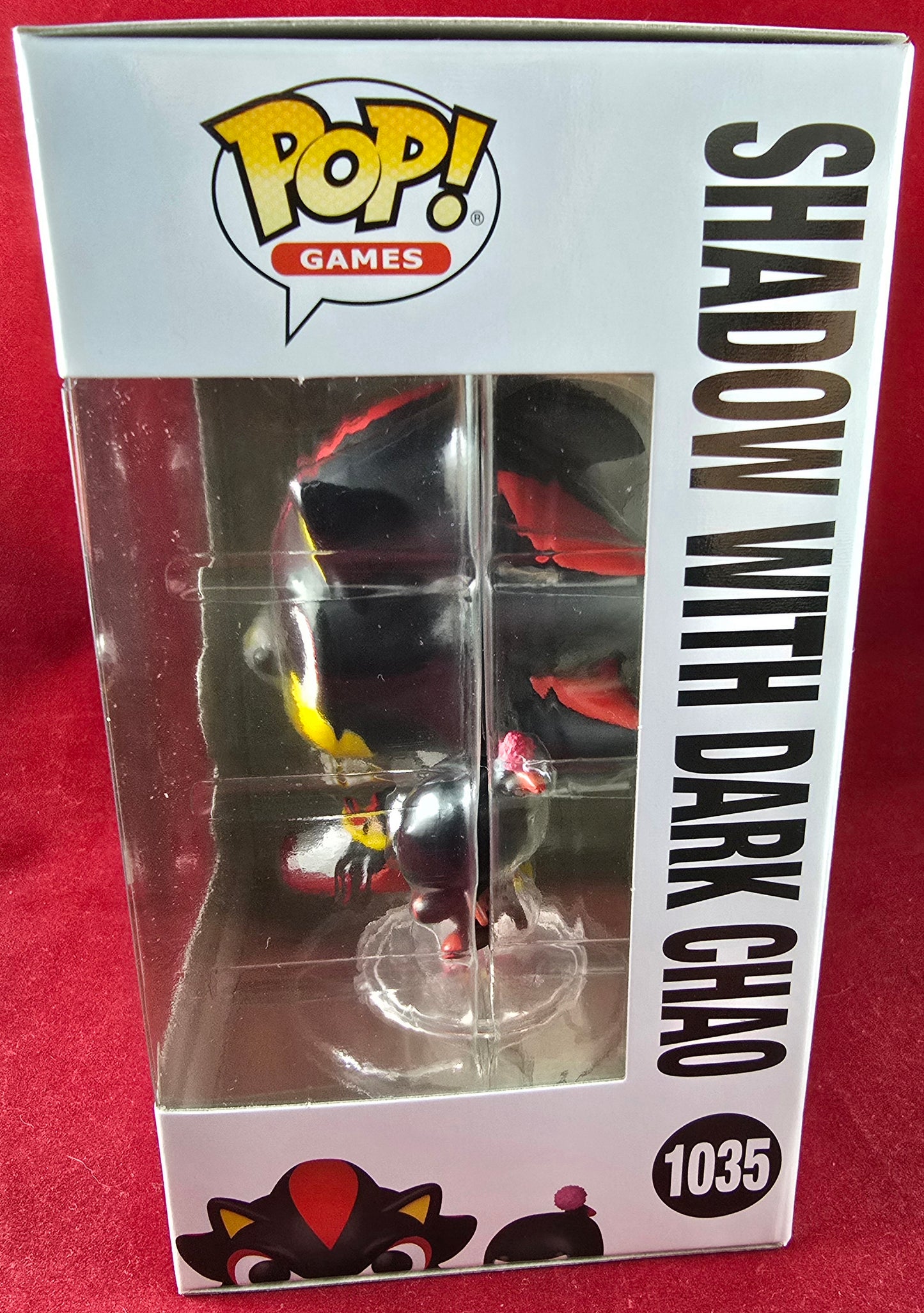 Shadow with dark chao funko # 1035 (nib) With pop protector