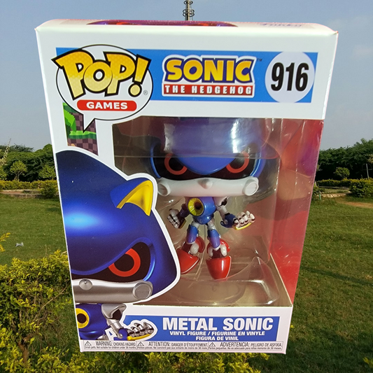 Metal sonic funko # 916 (nib) with pop protector