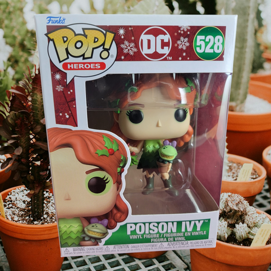 Poison Ivy funko # 528 (nib)
With pop protector