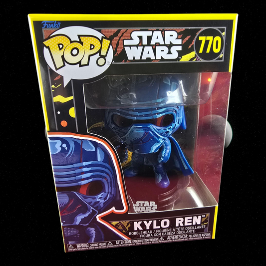 Kylo Ren funko # 770 (nib) With pop protector