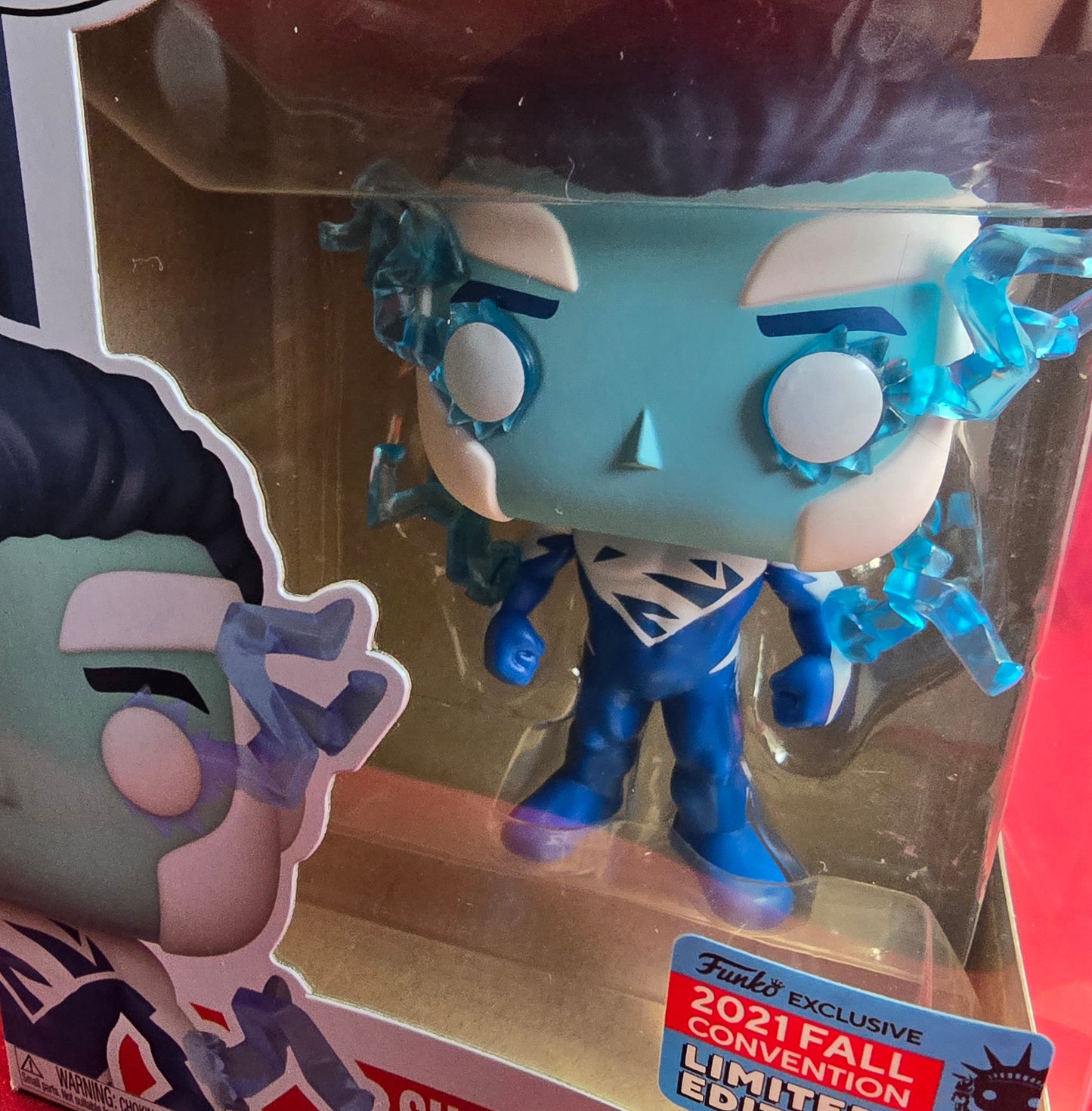 Superman (blue) 2021 fall convention funko # 419 (nib) With pop protector