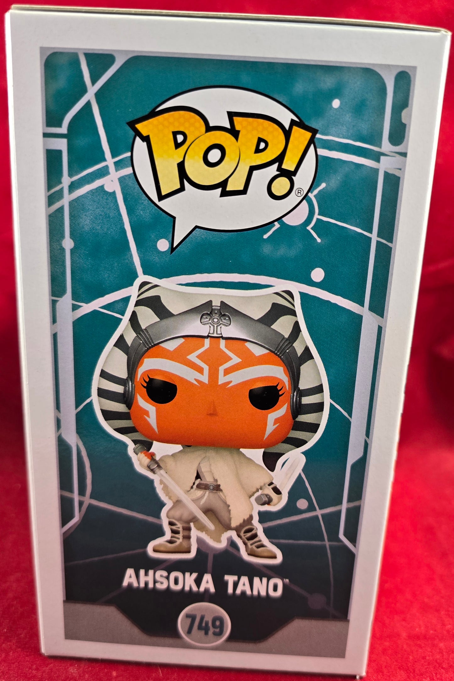 Ahsoka Tano funko # 749 (nib) With pop protector