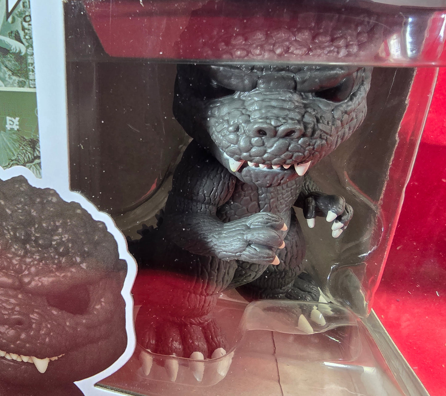 Godzilla (1984) # 1663 (nib) With pop protector