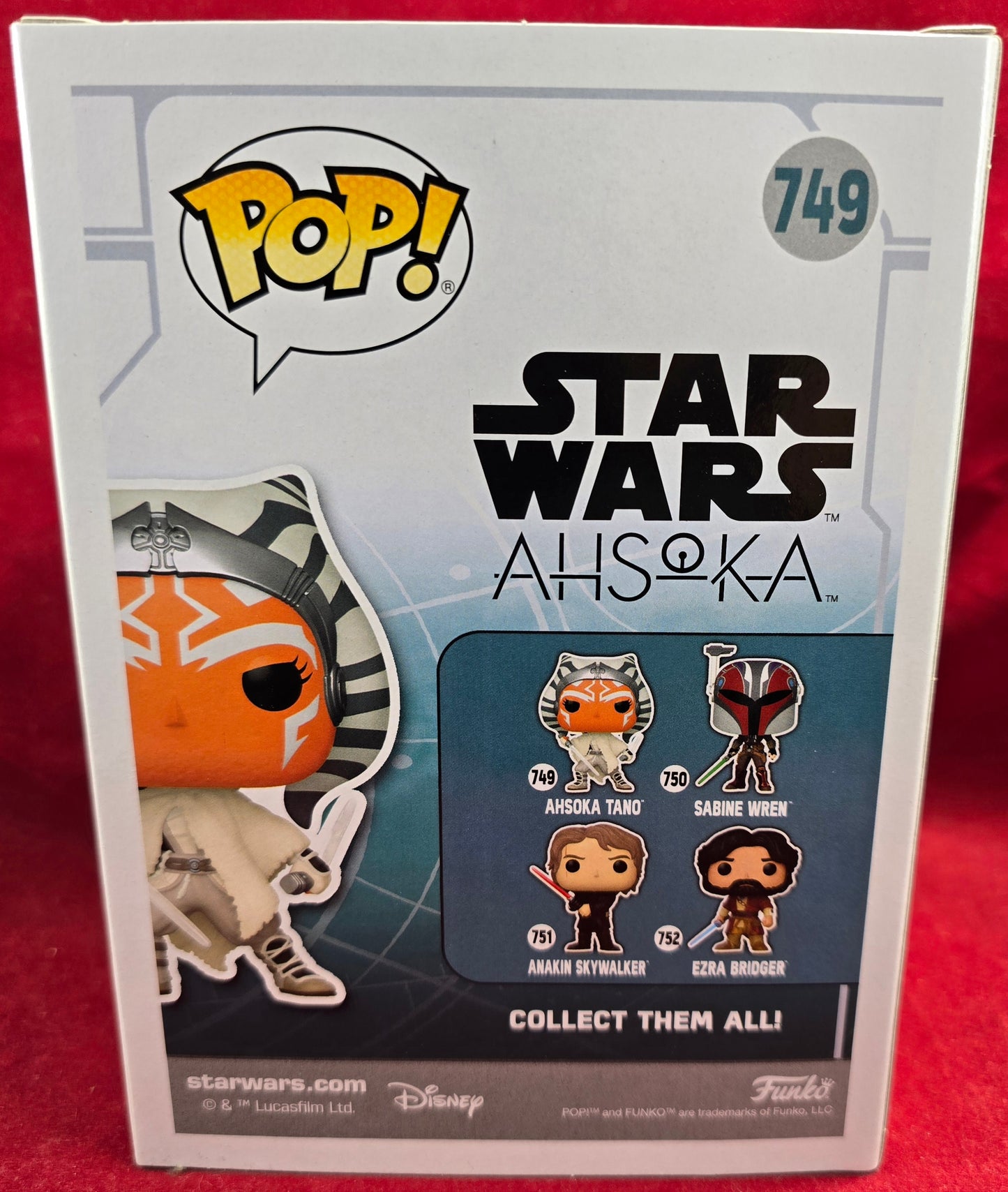 Ahsoka Tano funko # 749 (nib) With pop protector