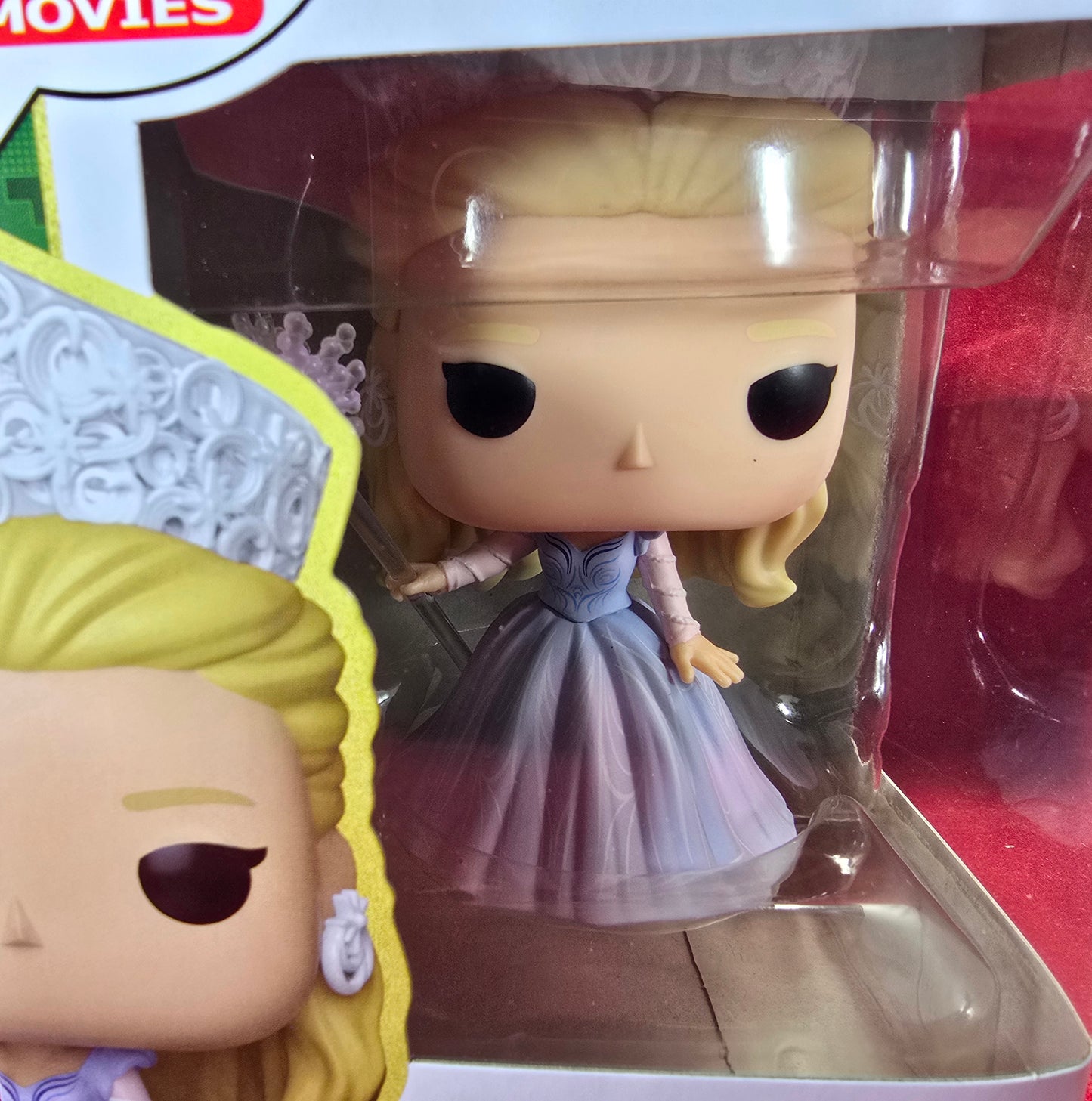 Glinda in blue gown funko # 1926 (nib) with pop protector