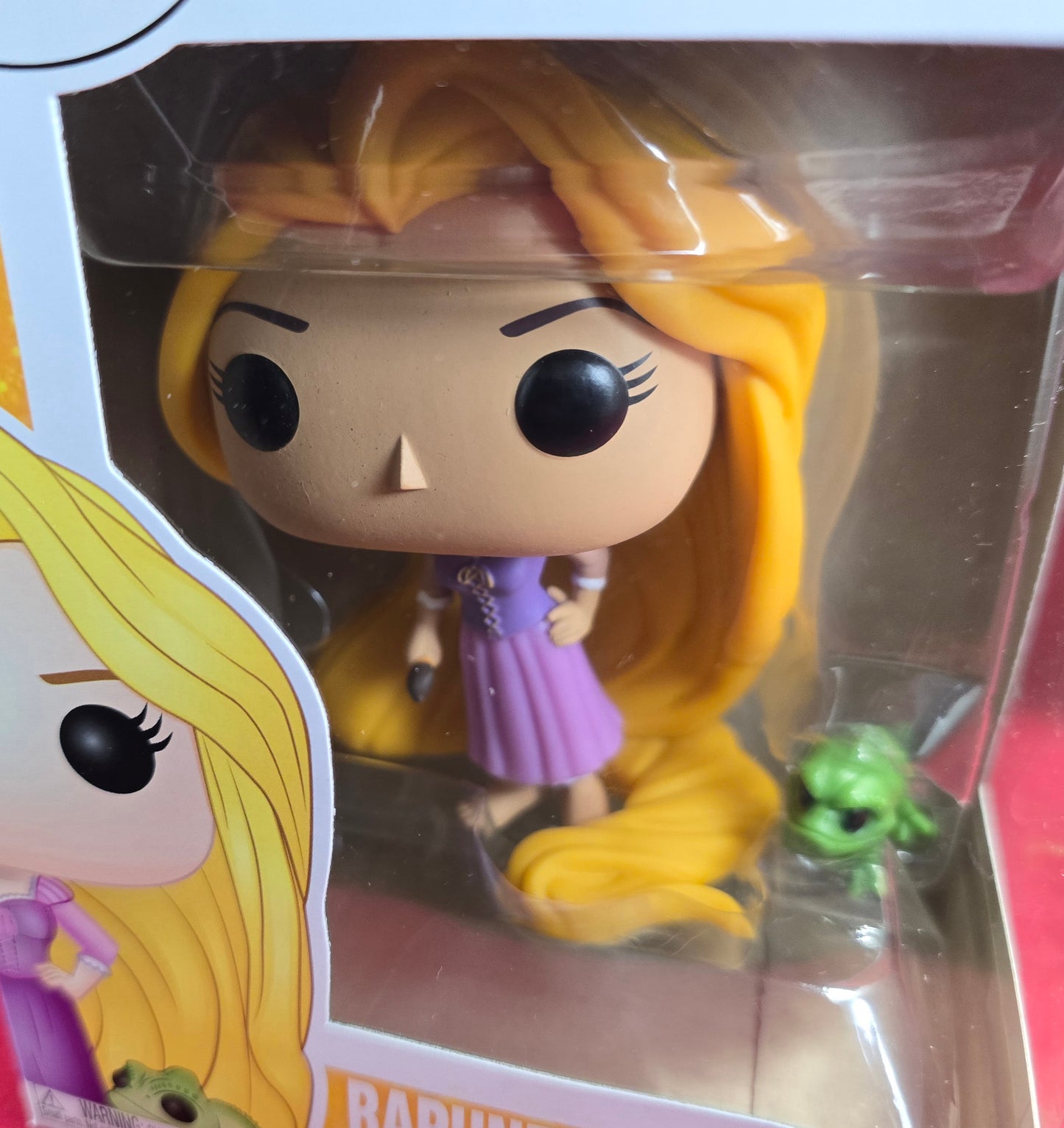 Rapunzel & Pascal funko # 147 (nib) With pop protector