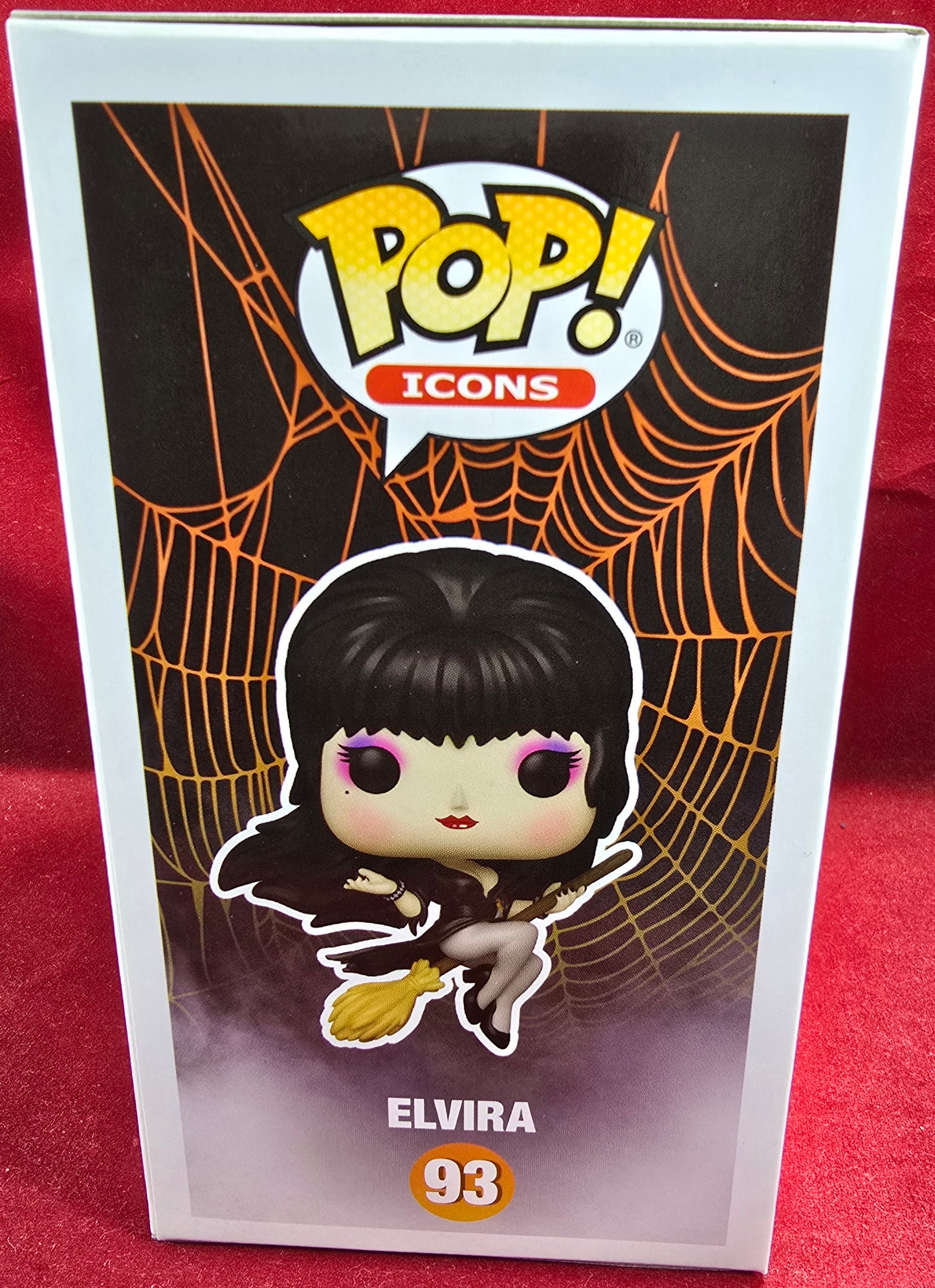 Elvira funko # 93 (nib) With pop protector