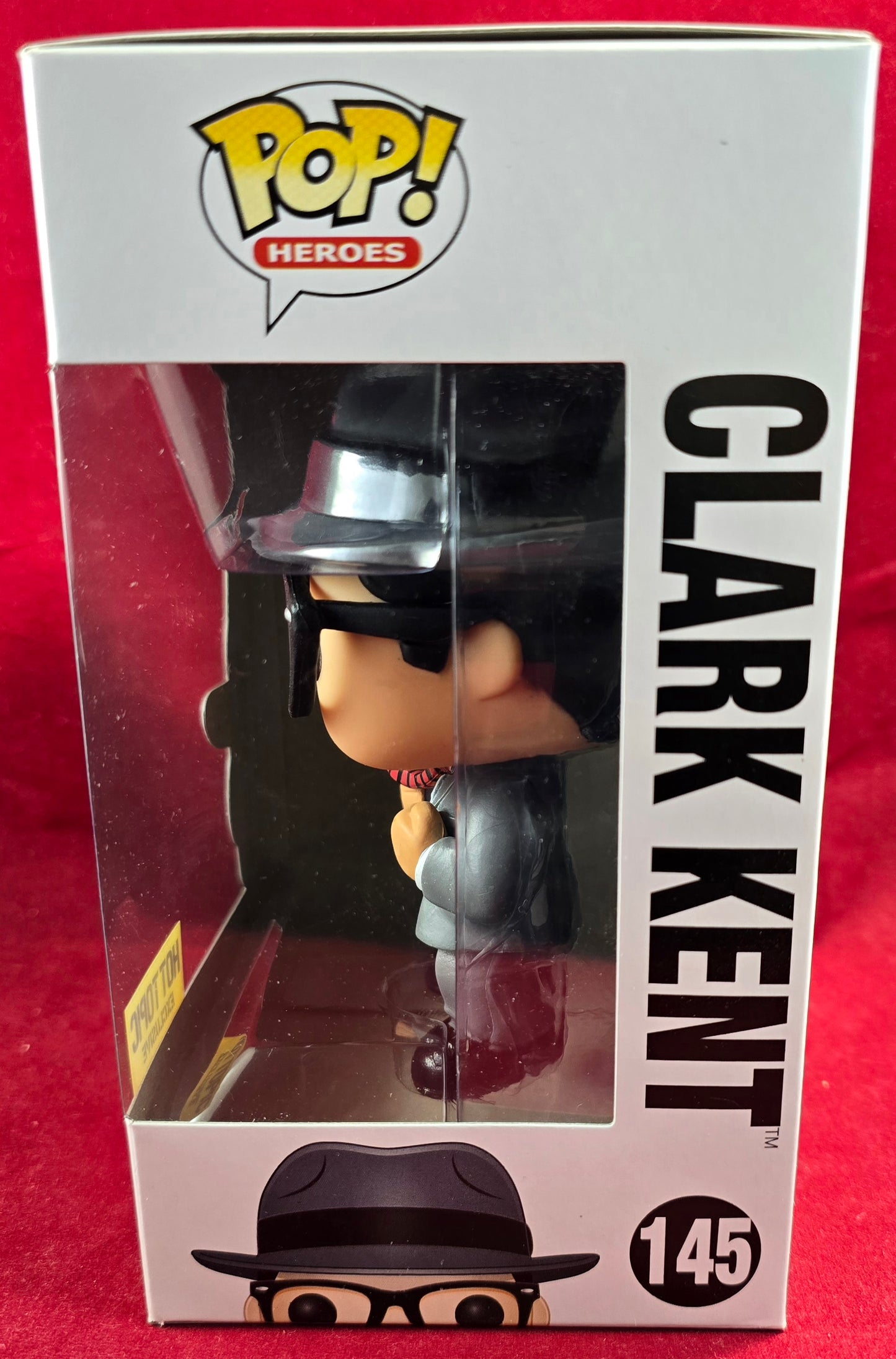 Clark Kent Hot Topic Exclusive funko # 145 (nib) With pop protector