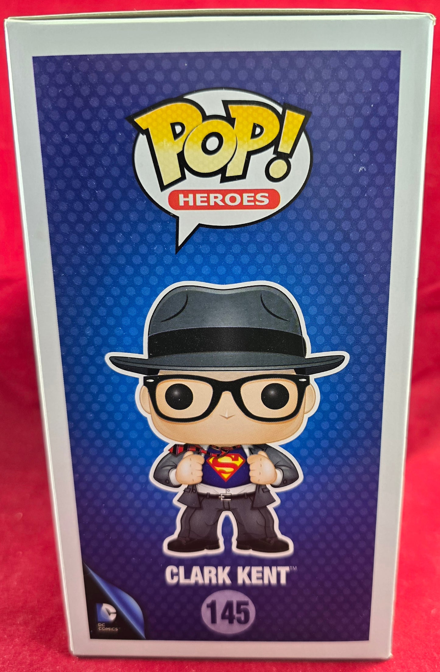 Clark Kent Hot Topic Exclusive funko # 145 (nib) With pop protector