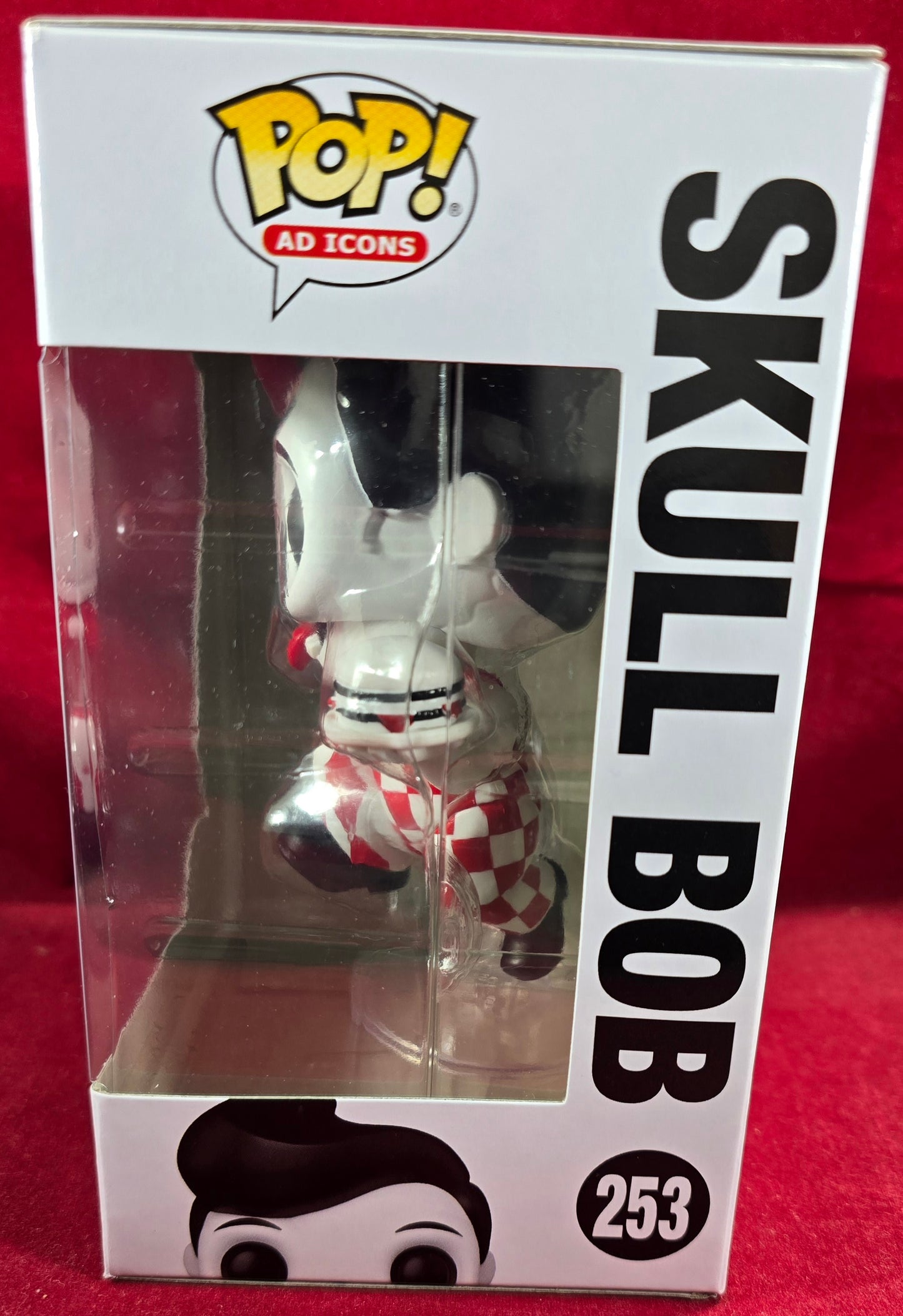 Skull Bob funko # 253 (nib) With pop protector