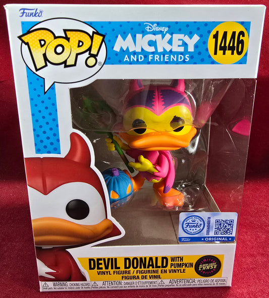 Devil Donald With Pumpkin Specialty Series # 1446 (Nib)
With pop protector
