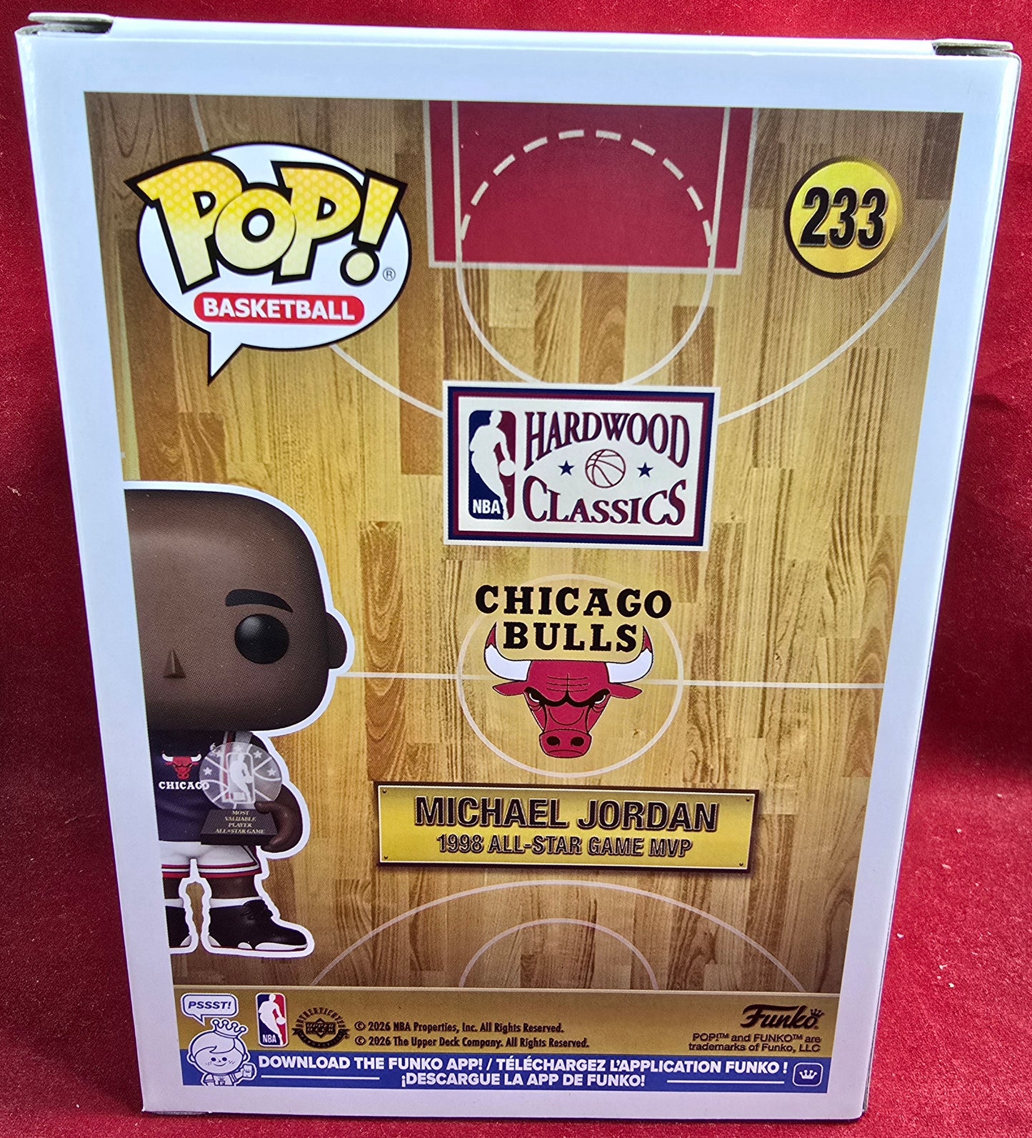 Funko POP! Vinyl: Michael Jordan # 233 (Nib)
With pop protector