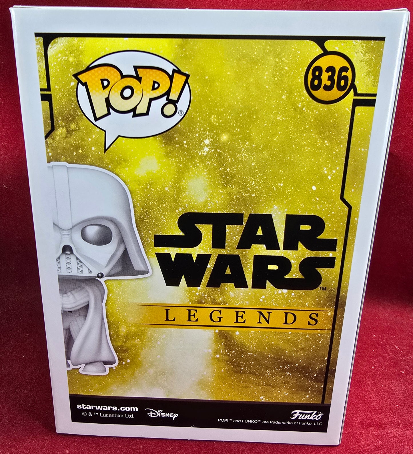 Funko Pop! Vinyl: Darth Vader Specialty Series # 836 (Nib)
With pop protector