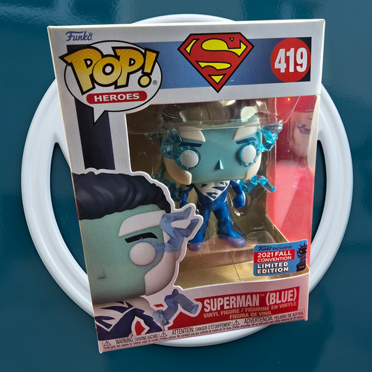 Superman (blue) 2021 fall convention funko # 419 (nib) With pop protector
