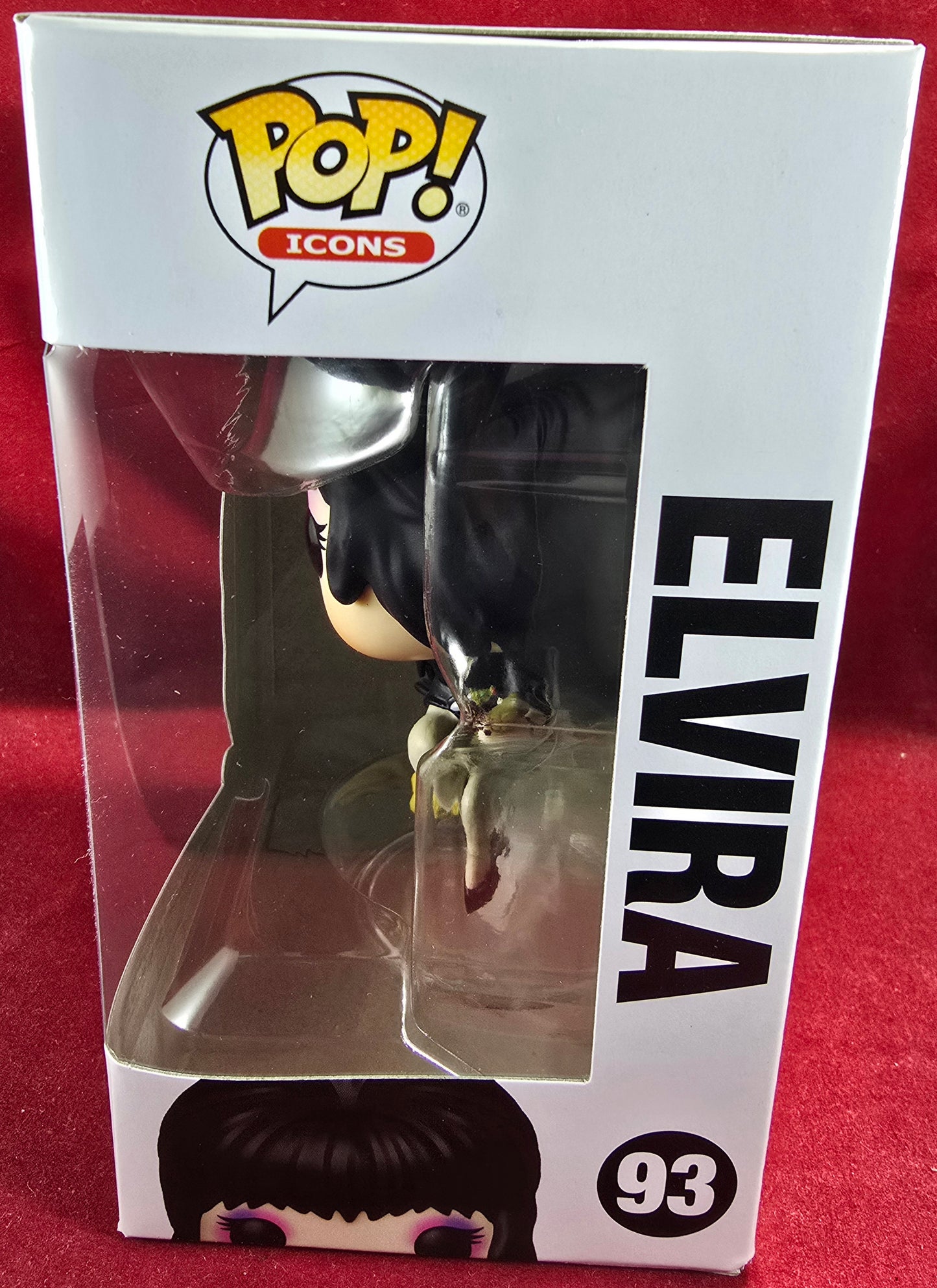 Elvira funko # 93 (nib) With pop protector