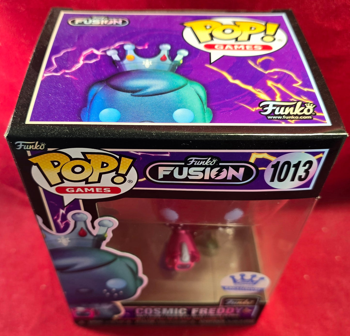 Cosmic Freddy funko exclusive # 1013 (nib) With pop protector