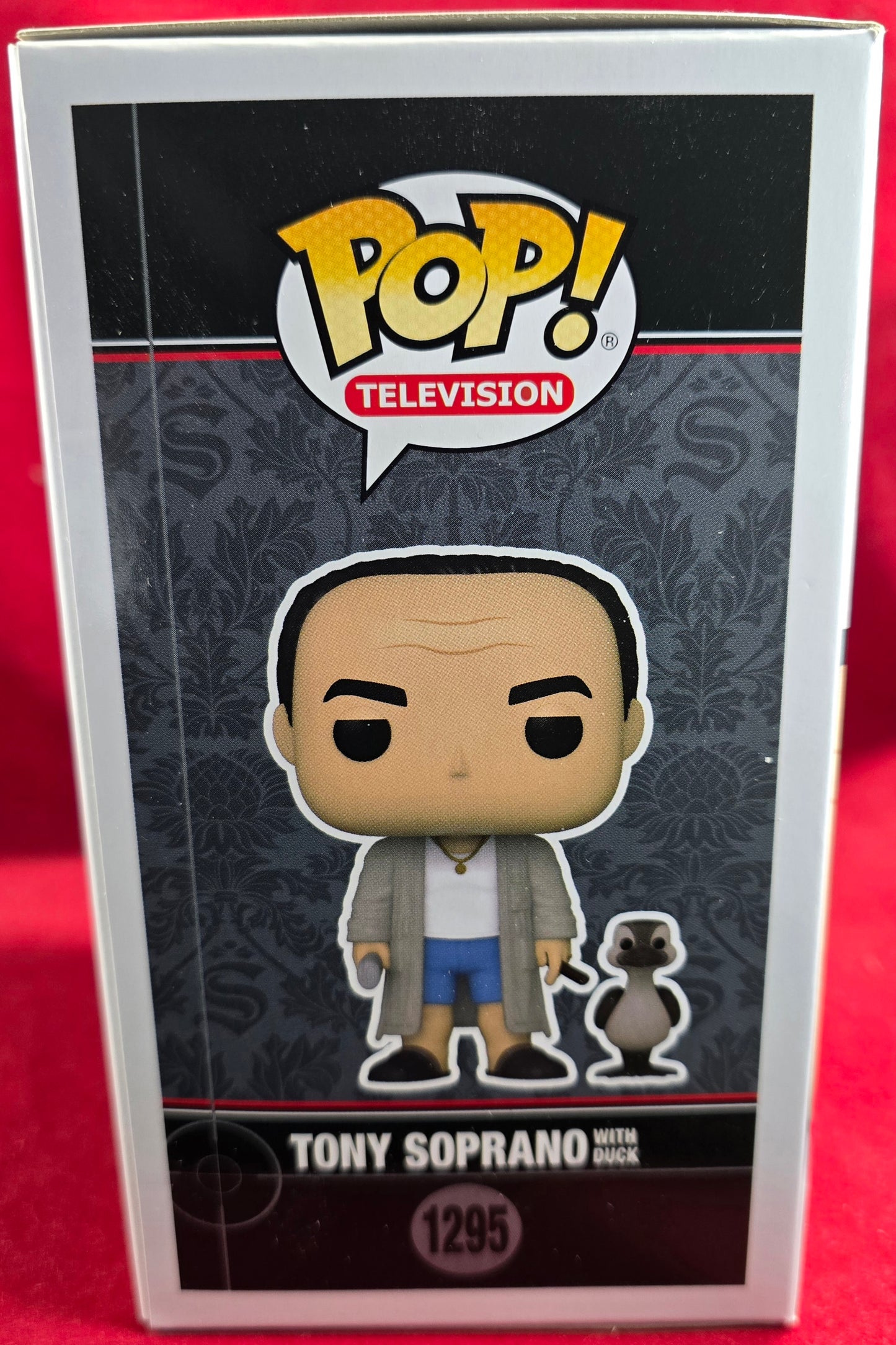 Tony Soprano with Duck Amazon exclusive funko # 1295 (nib) With pop protector
