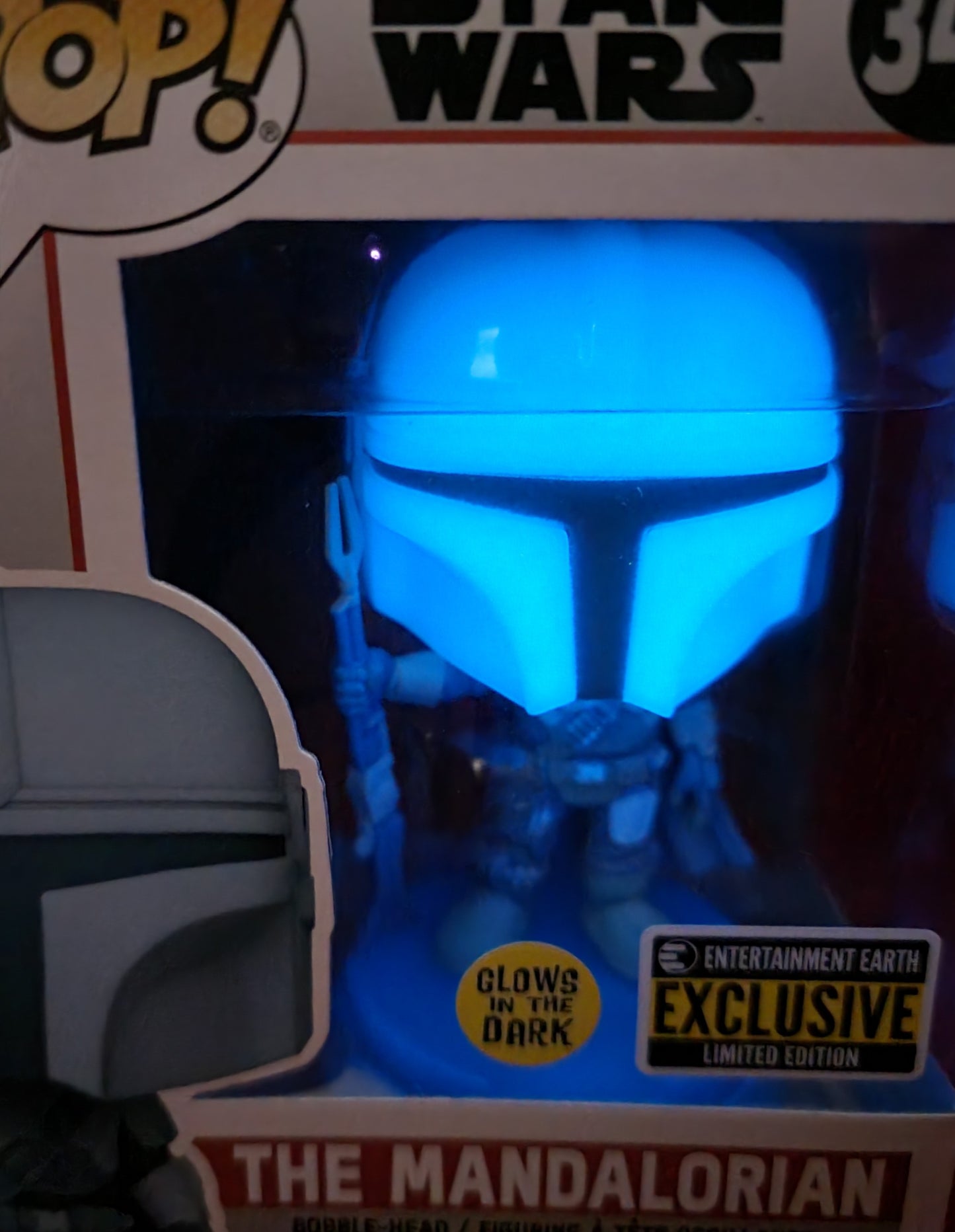 The Mandalorian entertainment earth exclusive funko # 345 (nib)